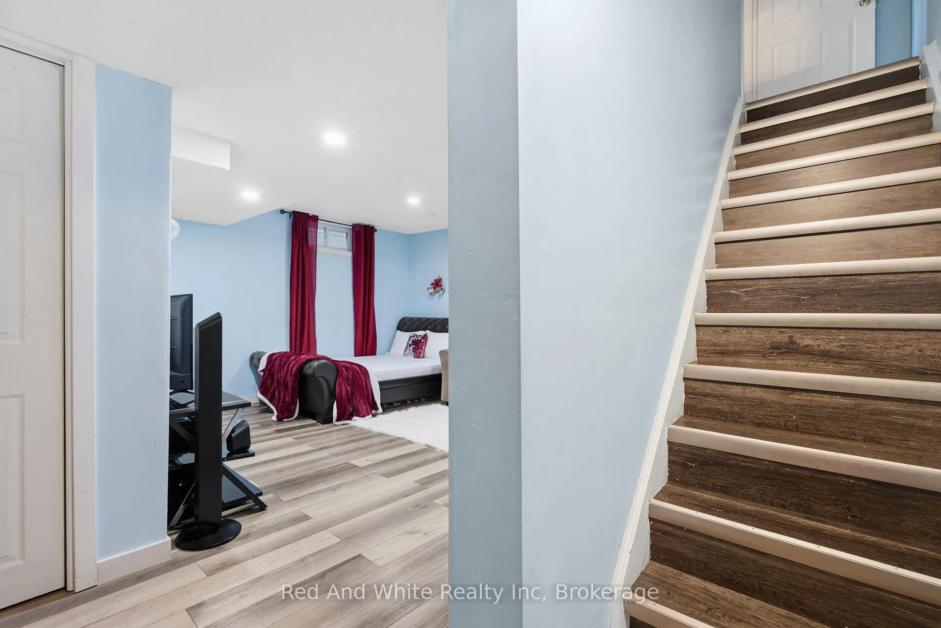 Photo 27 of Unit 43, 423 Westwood Drive, Kitchener — HOMEH