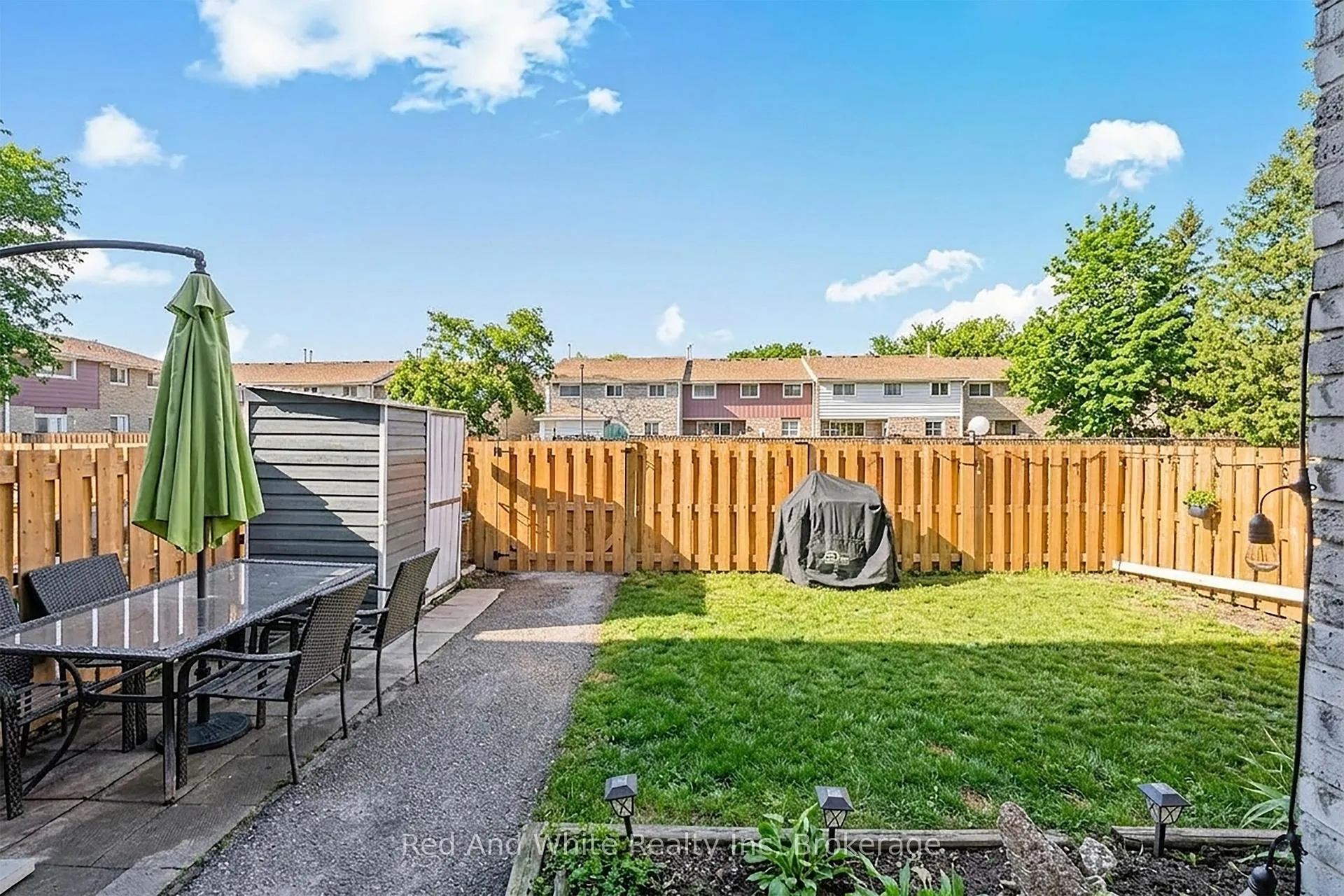 Photo 38 of Unit 43, 423 Westwood Drive, Kitchener — HOMEH