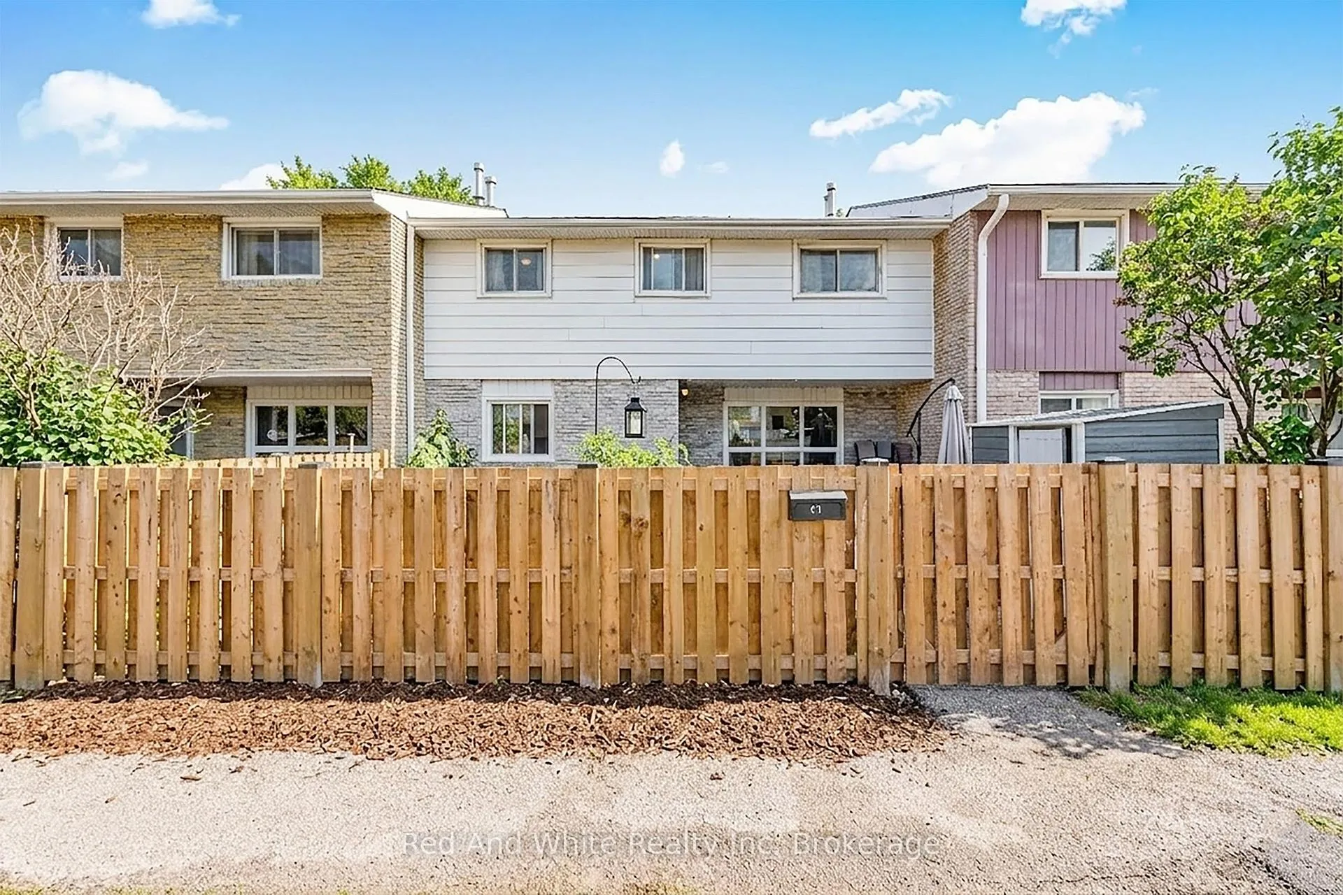 Photo 39 of Unit 43, 423 Westwood Drive, Kitchener — HOMEH