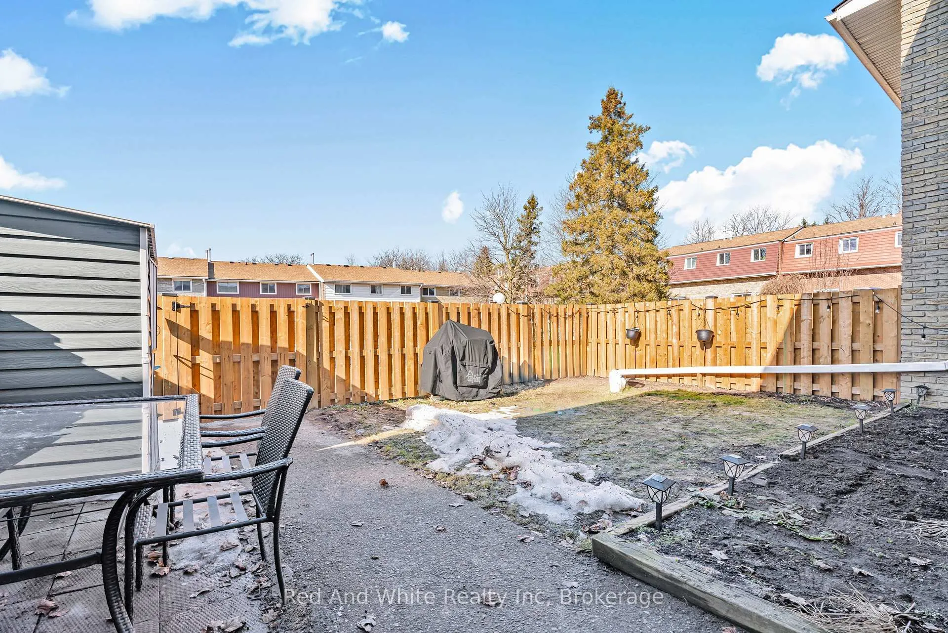 Photo 45 of Unit 43, 423 Westwood Drive, Kitchener — HOMEH