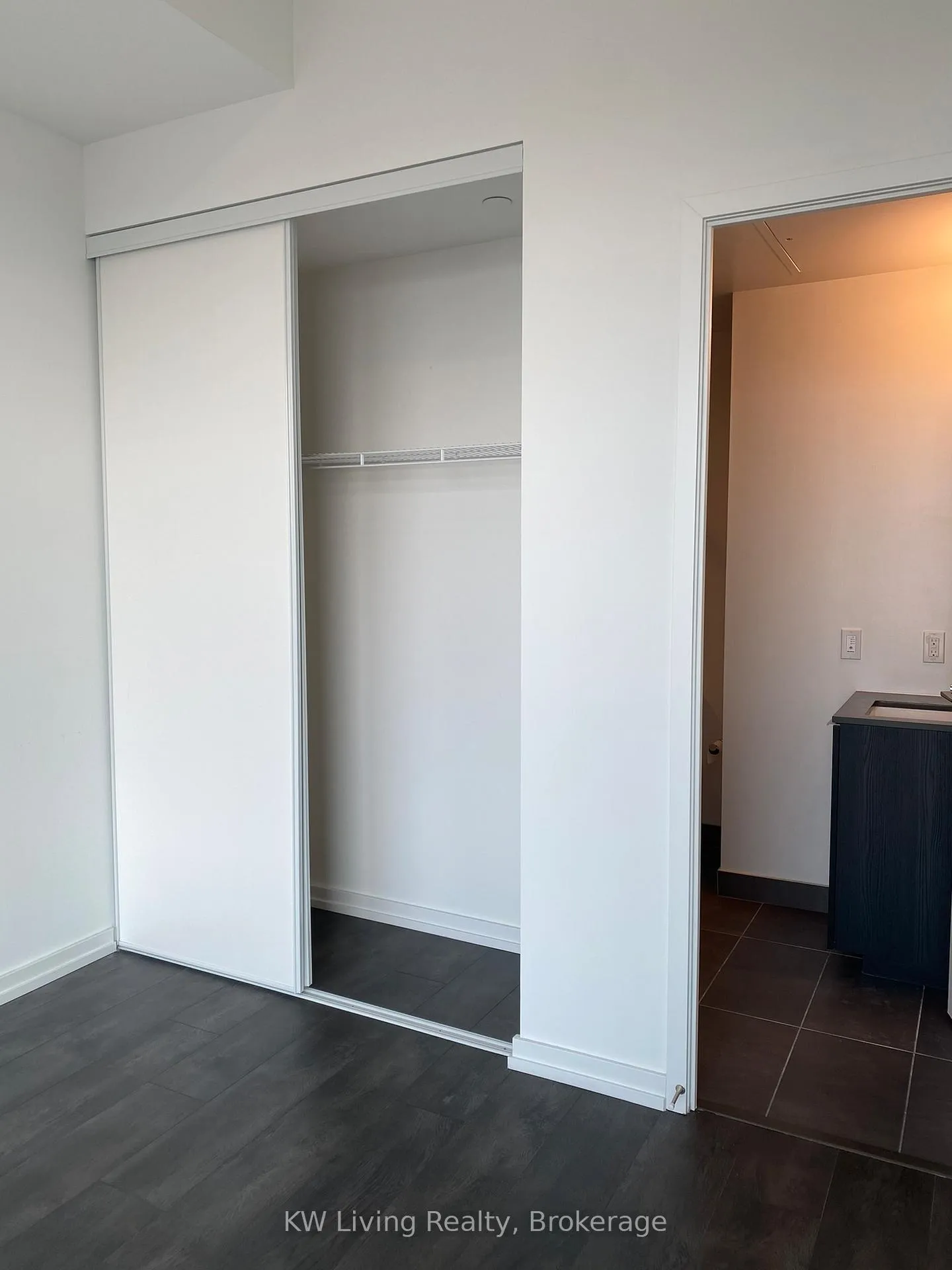 Photo 5 of Unit 1708, 7890 Jane Street, Vaughan, Vaughan Corporate Centre — HOMEH