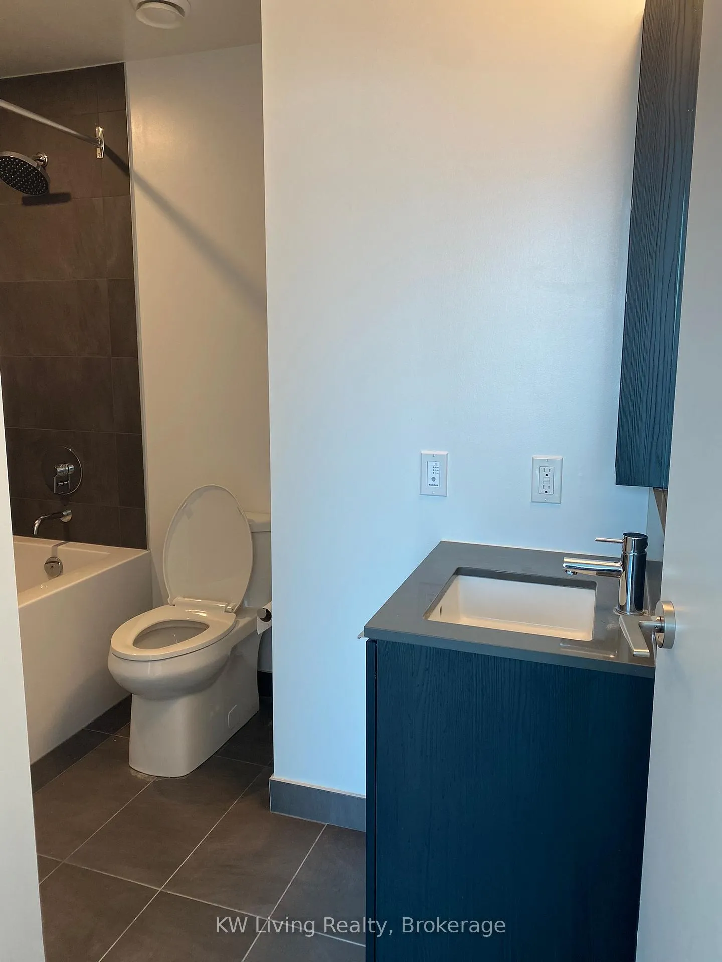 Photo 6 of Unit 1708, 7890 Jane Street, Vaughan, Vaughan Corporate Centre — HOMEH