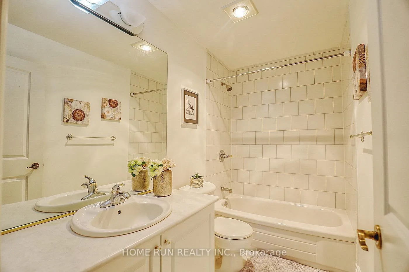 Photo 10 of 2 Waterford Way, Ottawa, Pineglen/Country Place — HOMEH
