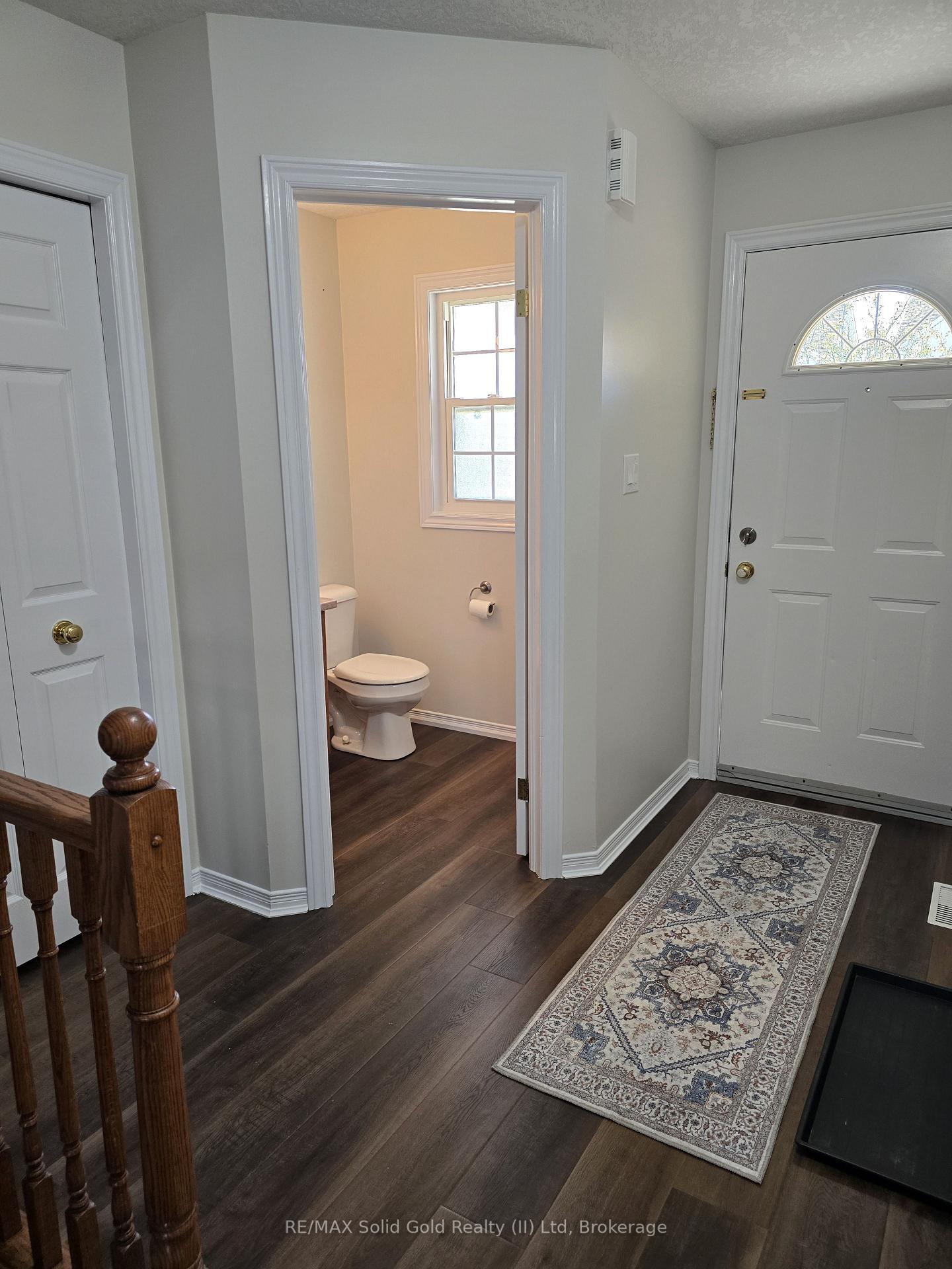 Photo 2 of 70 Dahlia Street, Kitchener — HOMEH