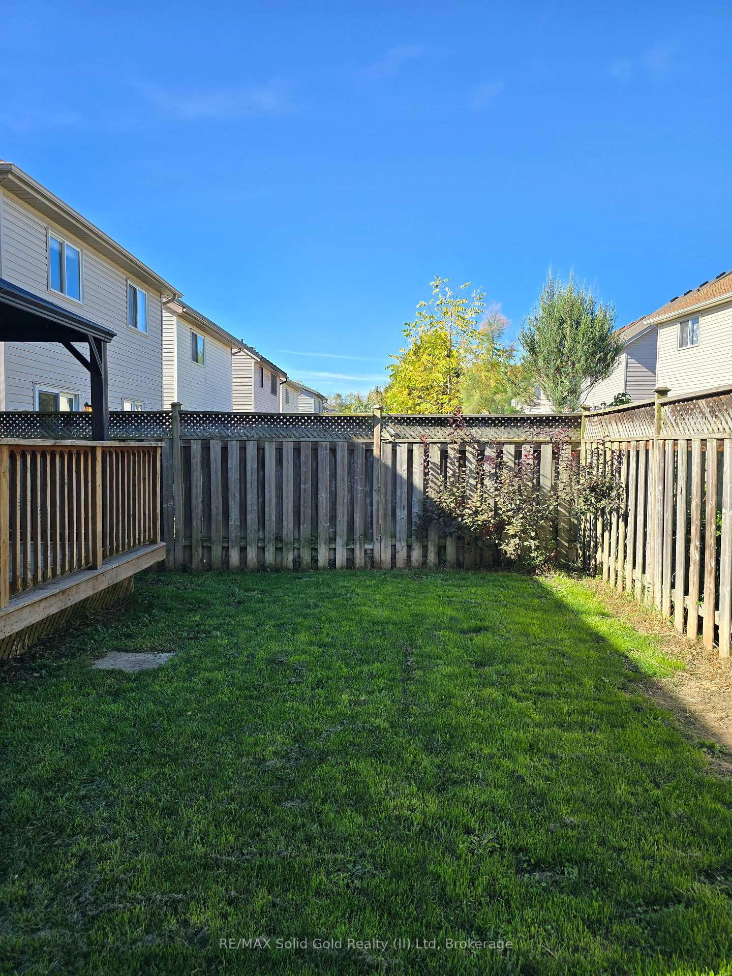 Photo 43 of 70 Dahlia Street, Kitchener — HOMEH