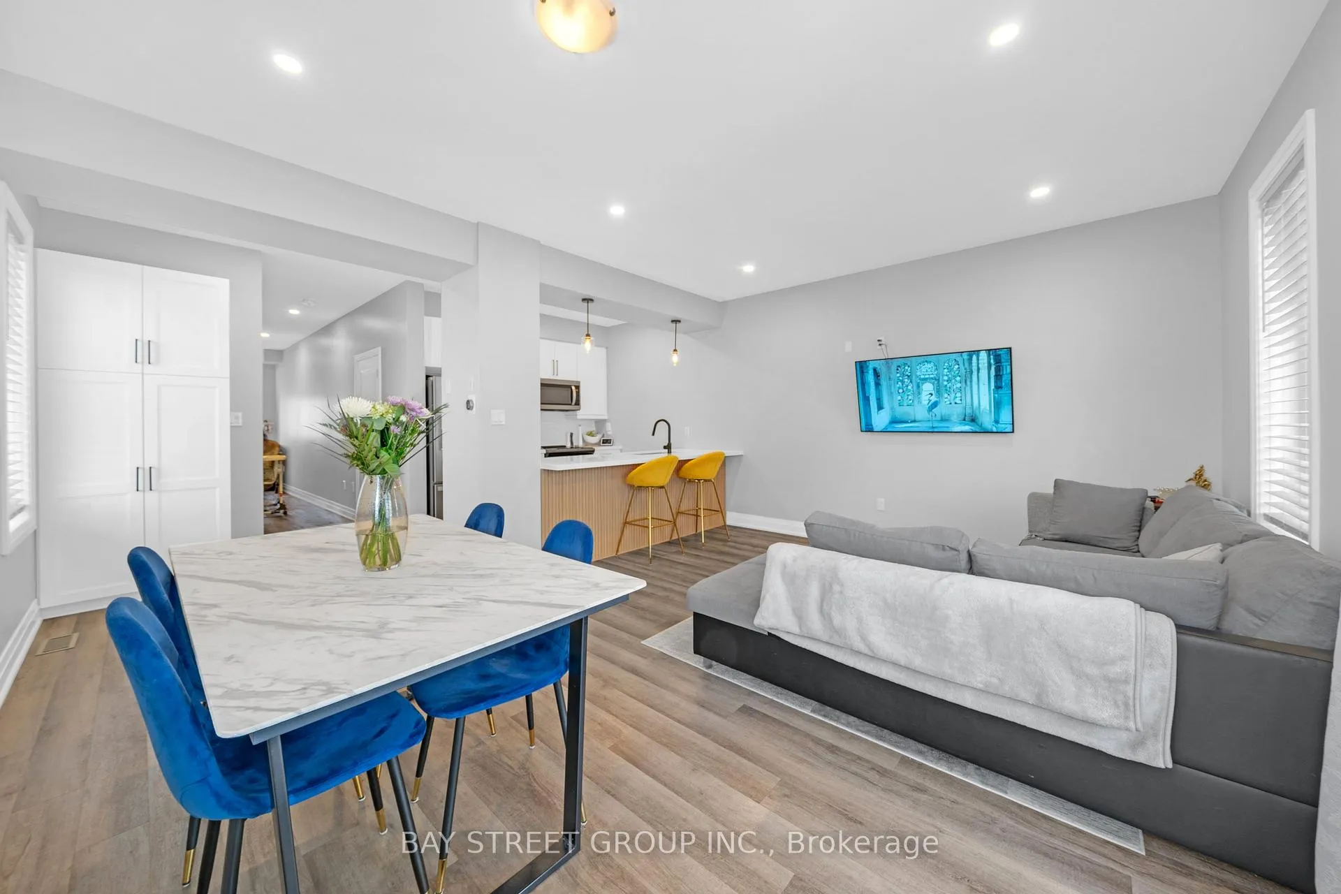 Photo 17 of 1 Stonehart Lane, Barrie, East Bayfield — HOMEH