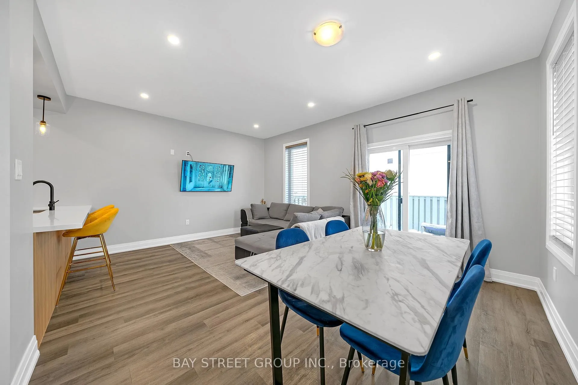 Photo 18 of 1 Stonehart Lane, Barrie, East Bayfield — HOMEH