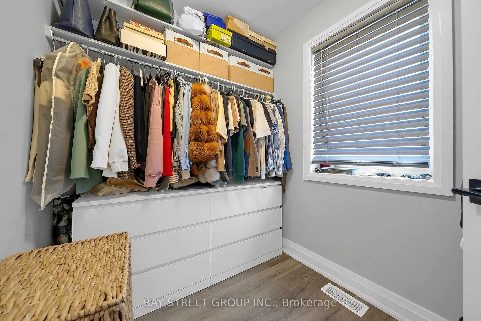 Photo 28 of 1 Stonehart Lane, Barrie, East Bayfield — HOMEH
