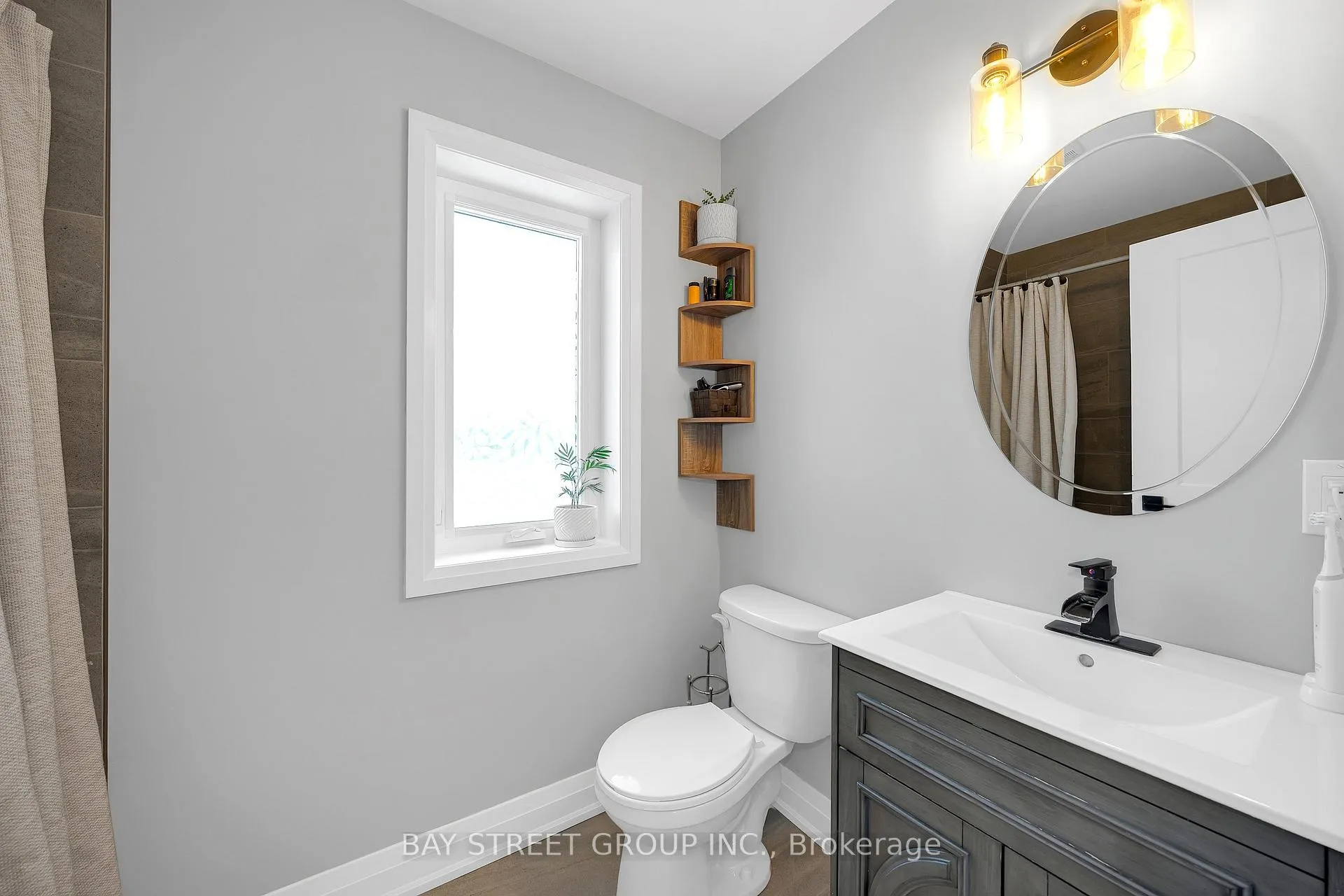 Photo 29 of 1 Stonehart Lane, Barrie, East Bayfield — HOMEH
