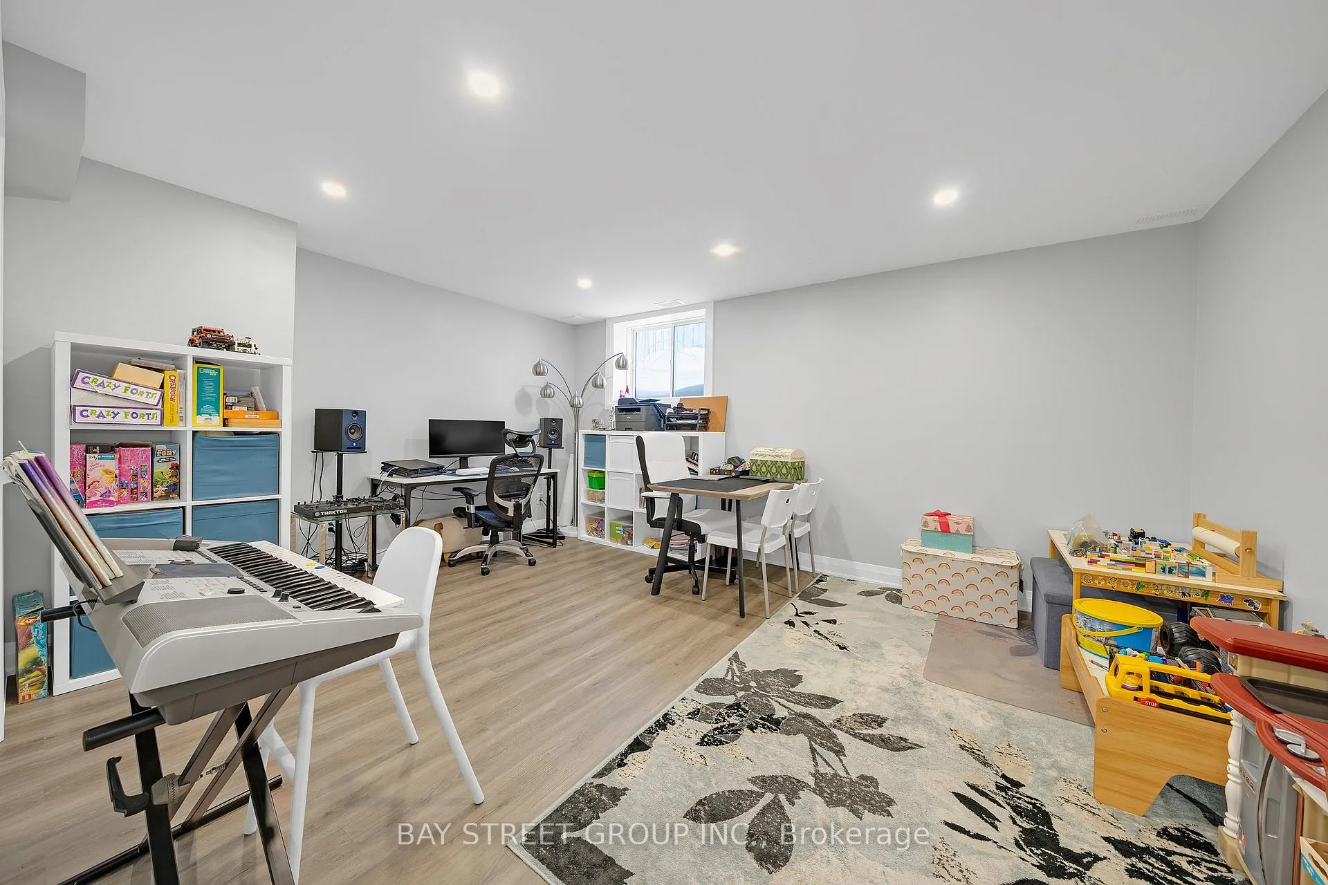 Photo 41 of 1 Stonehart Lane, Barrie, East Bayfield — HOMEH