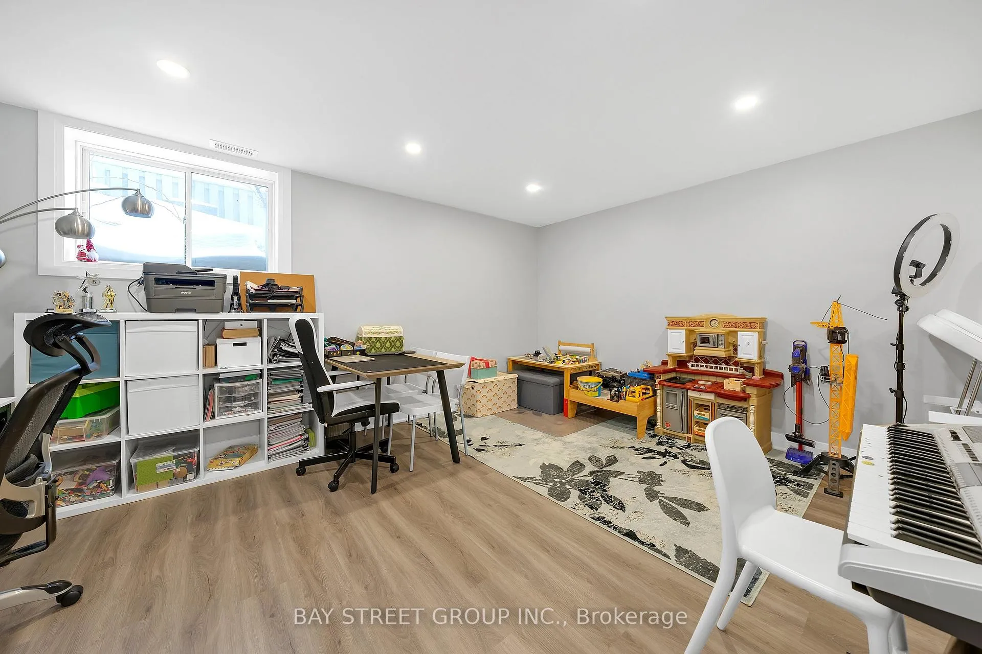Photo 42 of 1 Stonehart Lane, Barrie, East Bayfield — HOMEH