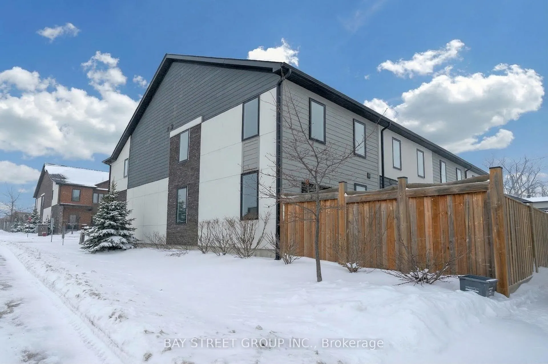 Photo 47 of 1 Stonehart Lane, Barrie, East Bayfield — HOMEH