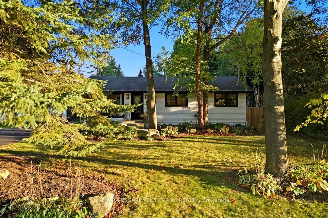 Photo 46 of 570 Westview Avenue, Hamilton, Ancaster — HOMEH