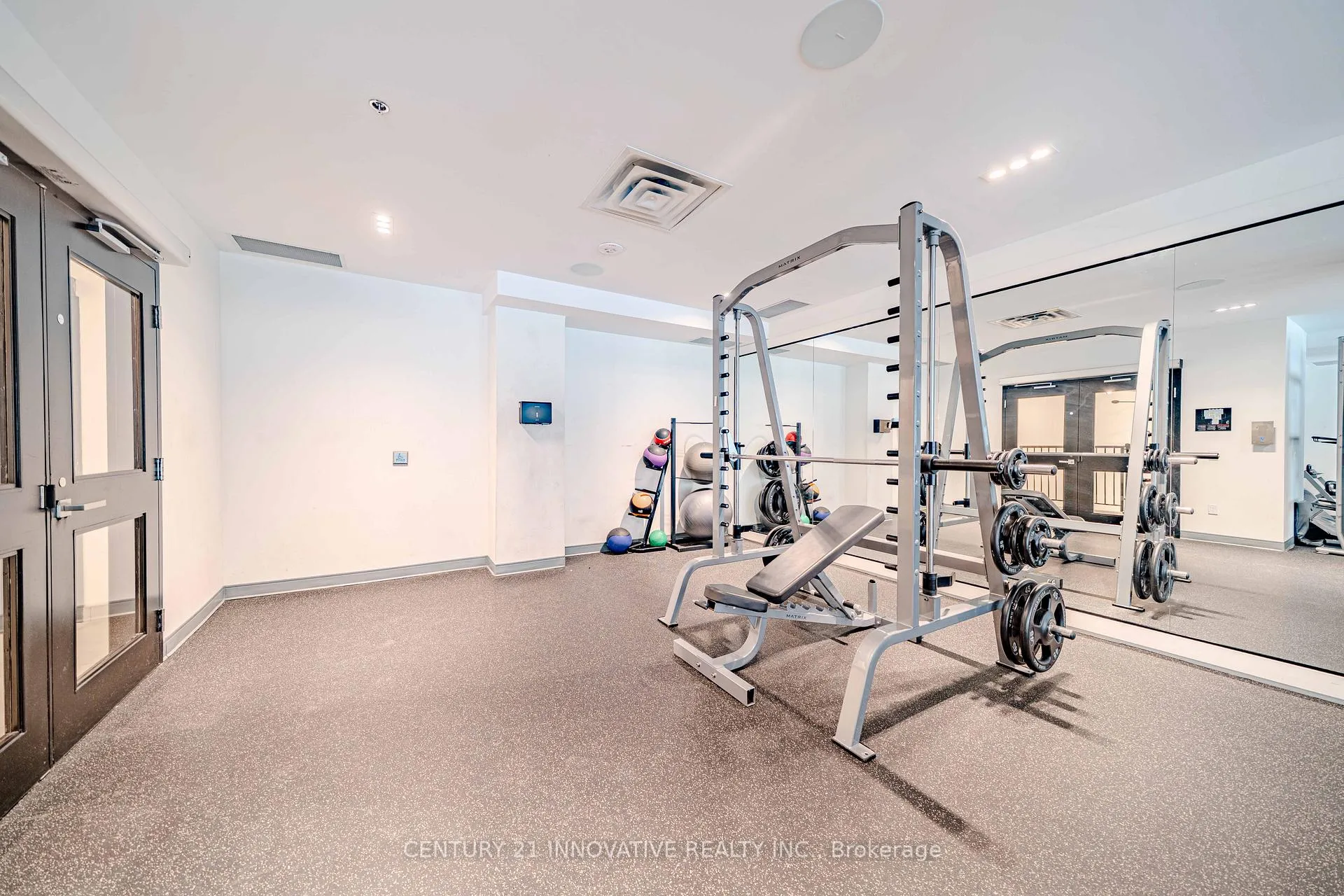 Photo 29 of Unit 1005, 15 Wellington Street S, Kitchener — HOMEH