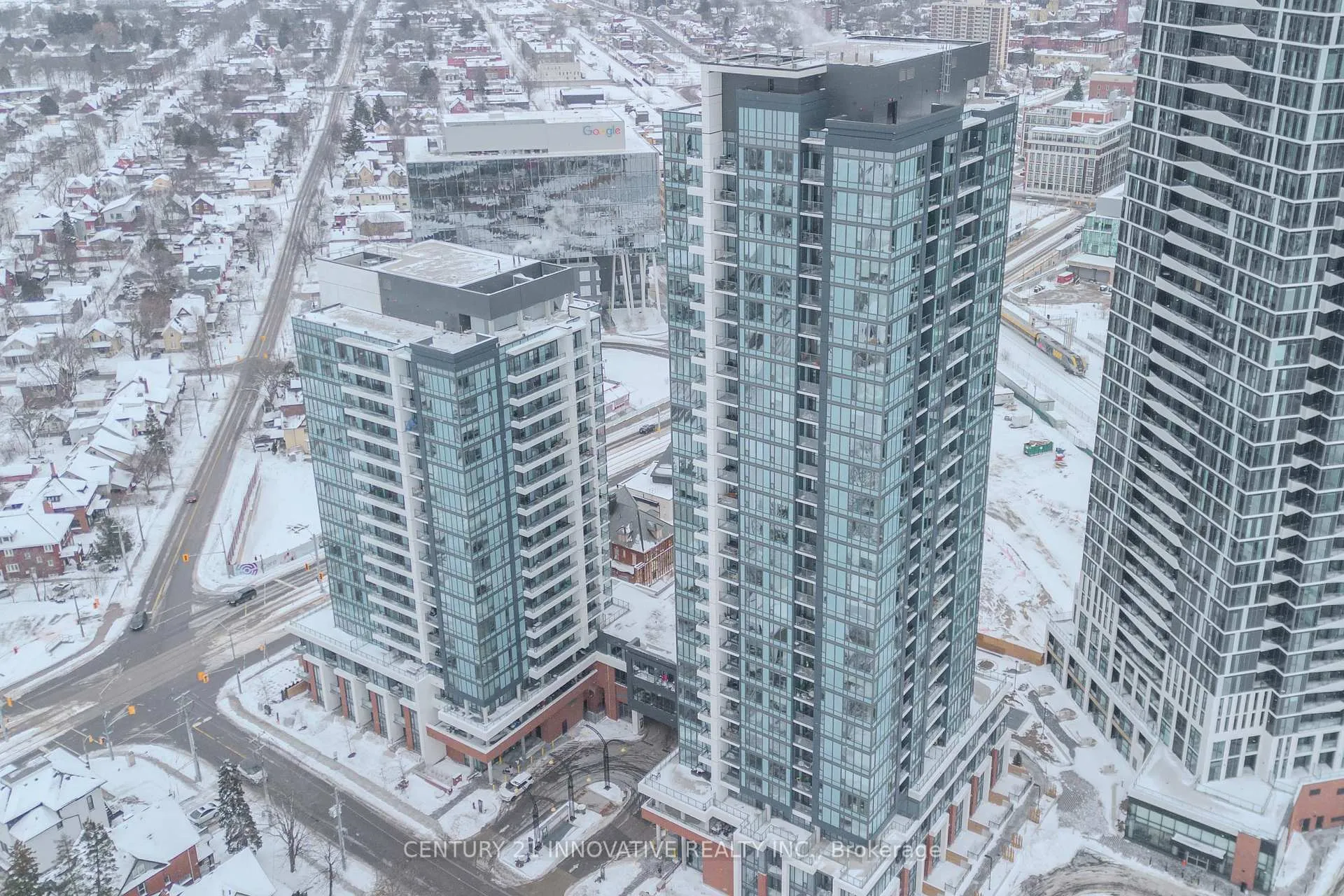 Photo 35 of Unit 1005, 15 Wellington Street S, Kitchener — HOMEH