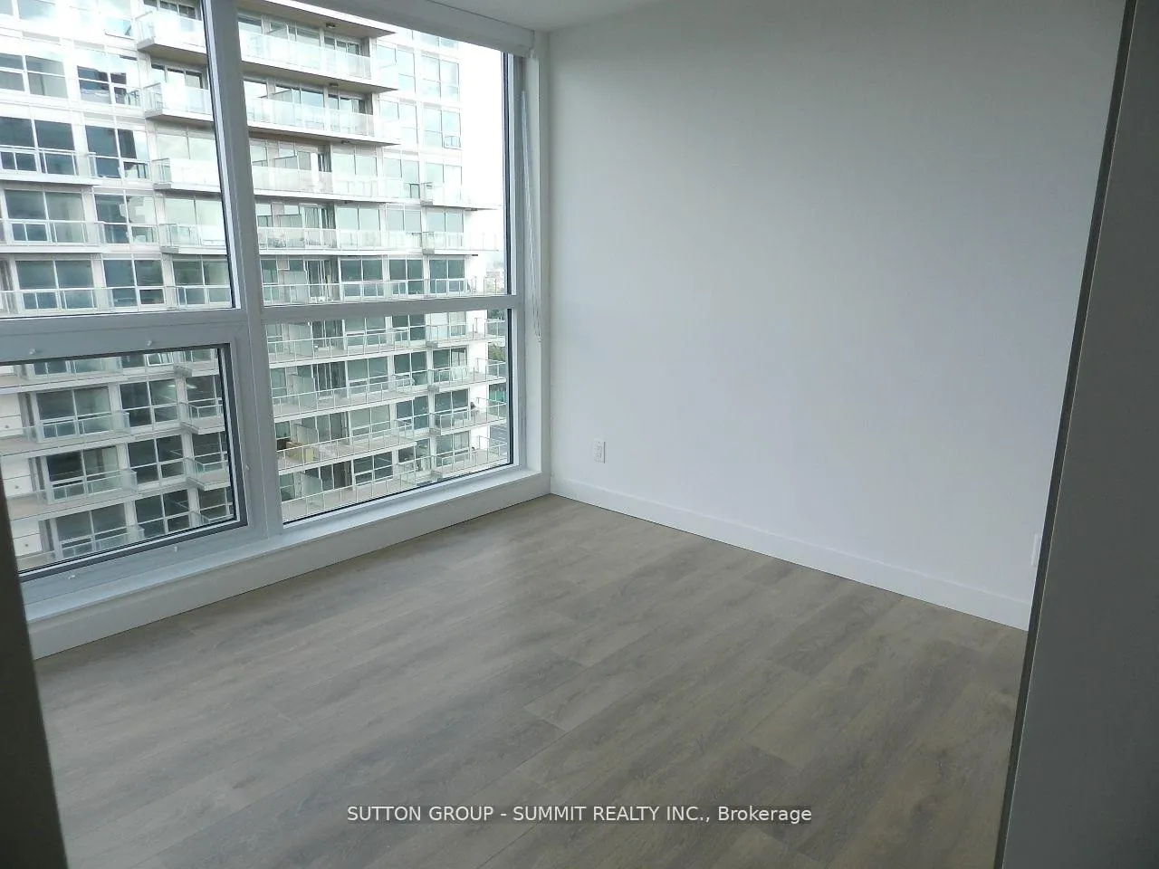 Photo 15 of Unit 1908, 25 McMahon Avenue, North York, Bayview Village — HOMEH