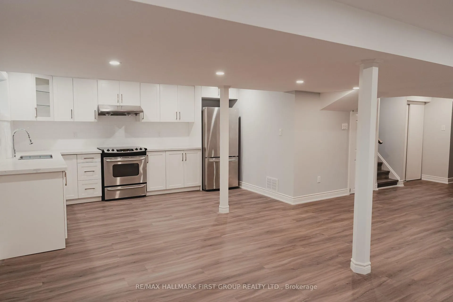 Photo 5 of 588 Marksbury Road, Pickering, West Shore — HOMEH