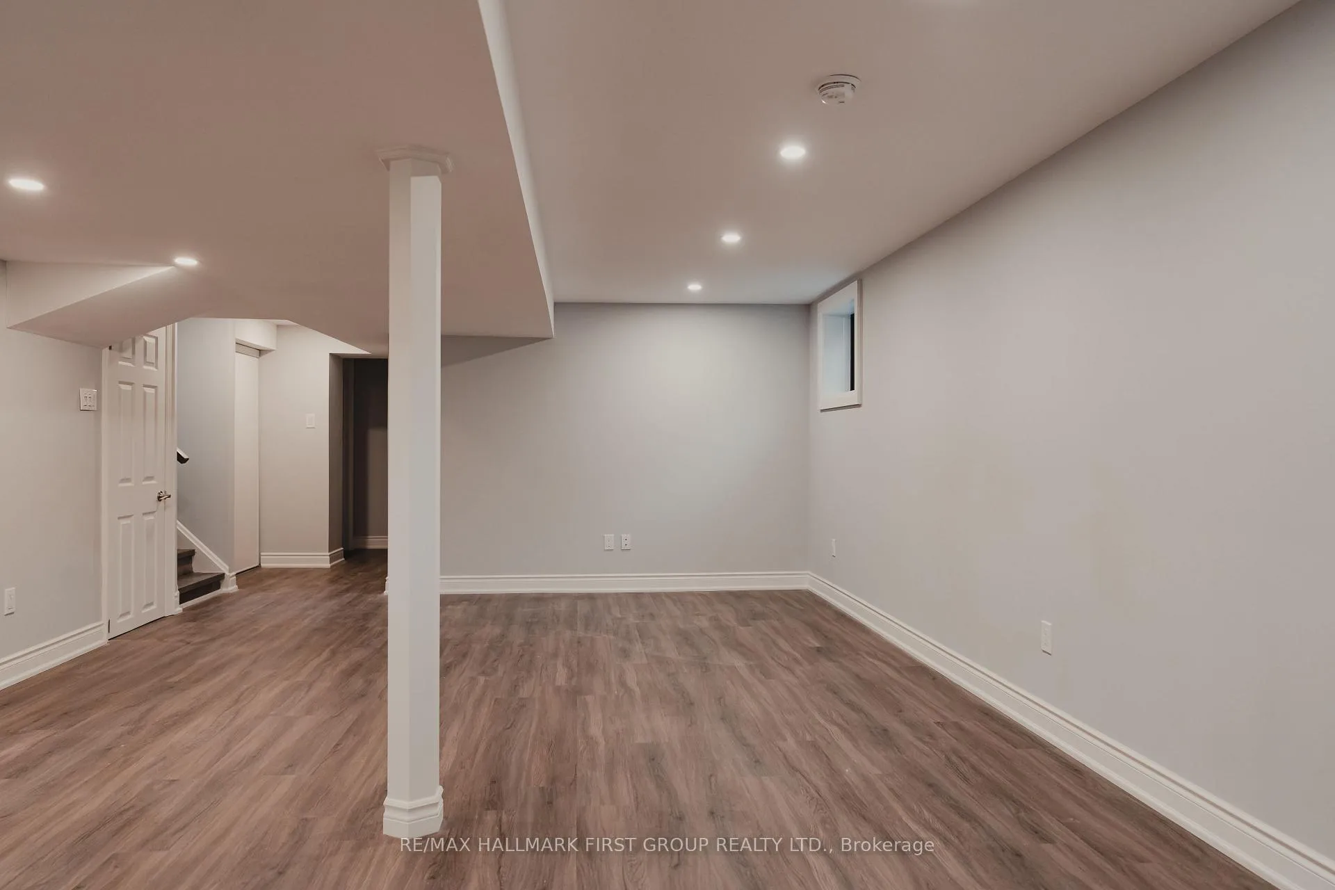 Photo 6 of 588 Marksbury Road, Pickering, West Shore — HOMEH