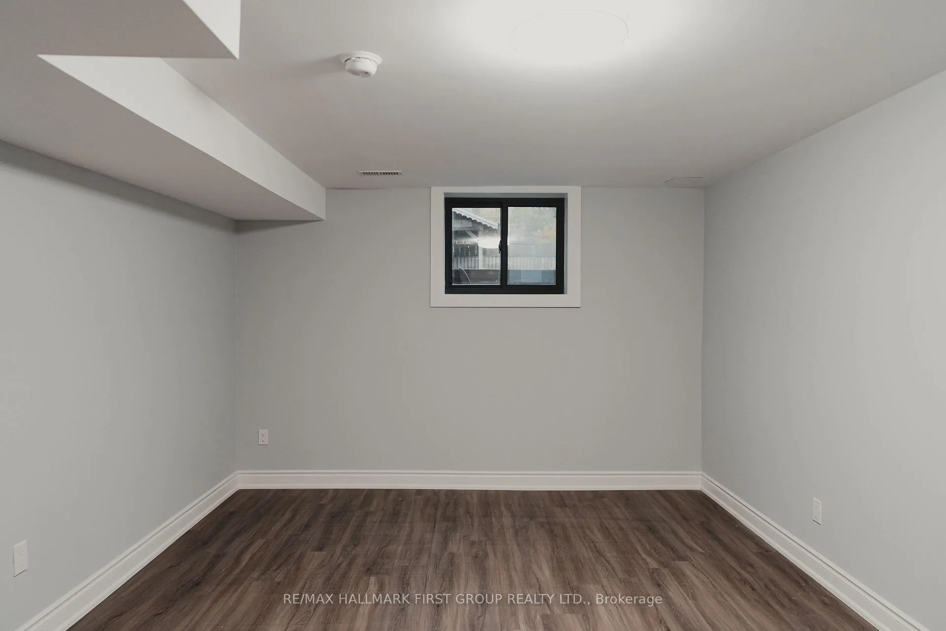 Photo 8 of 588 Marksbury Road, Pickering, West Shore — HOMEH