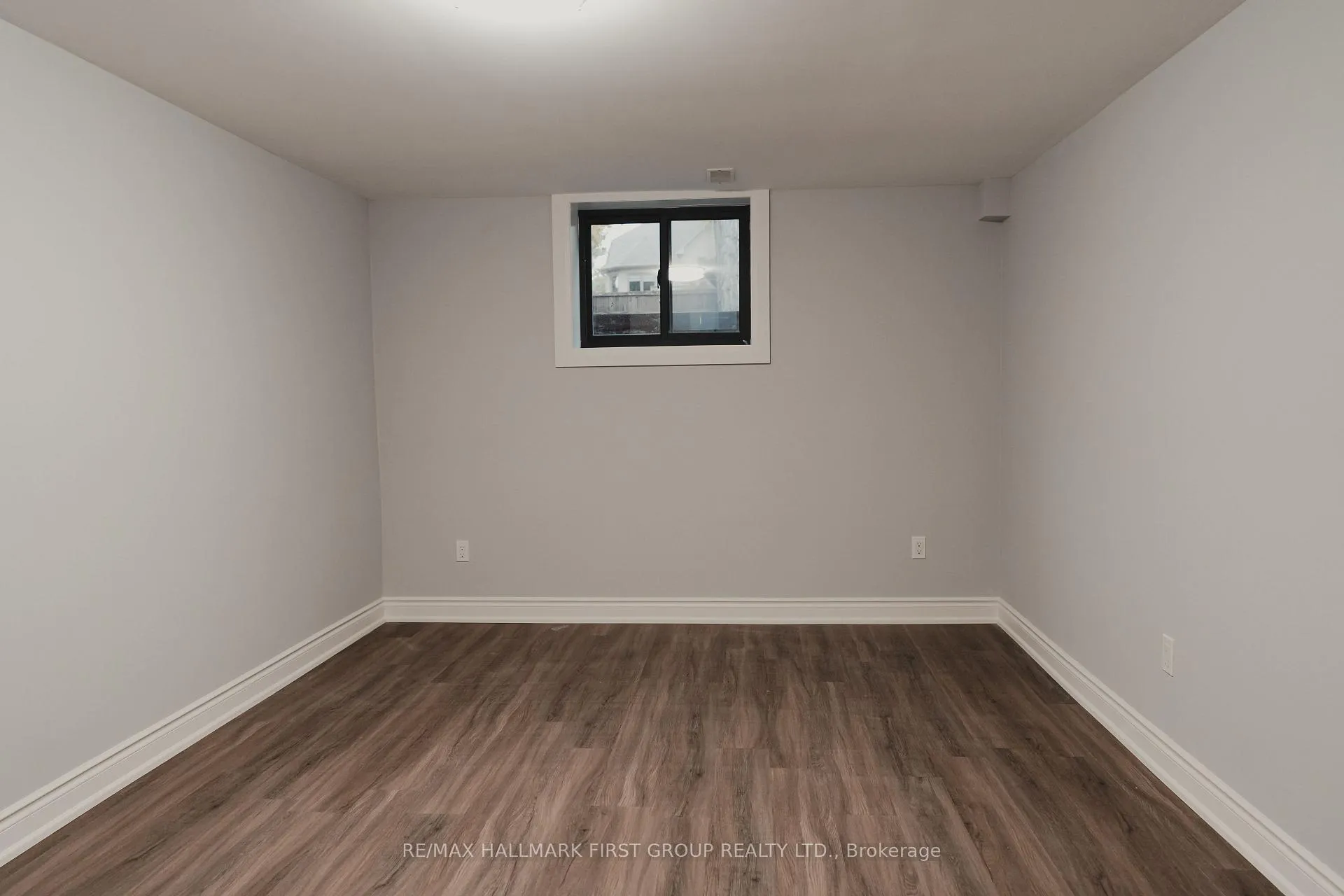 Photo 10 of 588 Marksbury Road, Pickering, West Shore — HOMEH