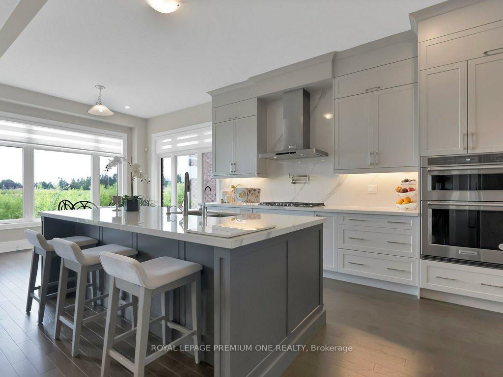 Photo 8 of 69 Crawford Drive, King, Nobleton — HOMEH