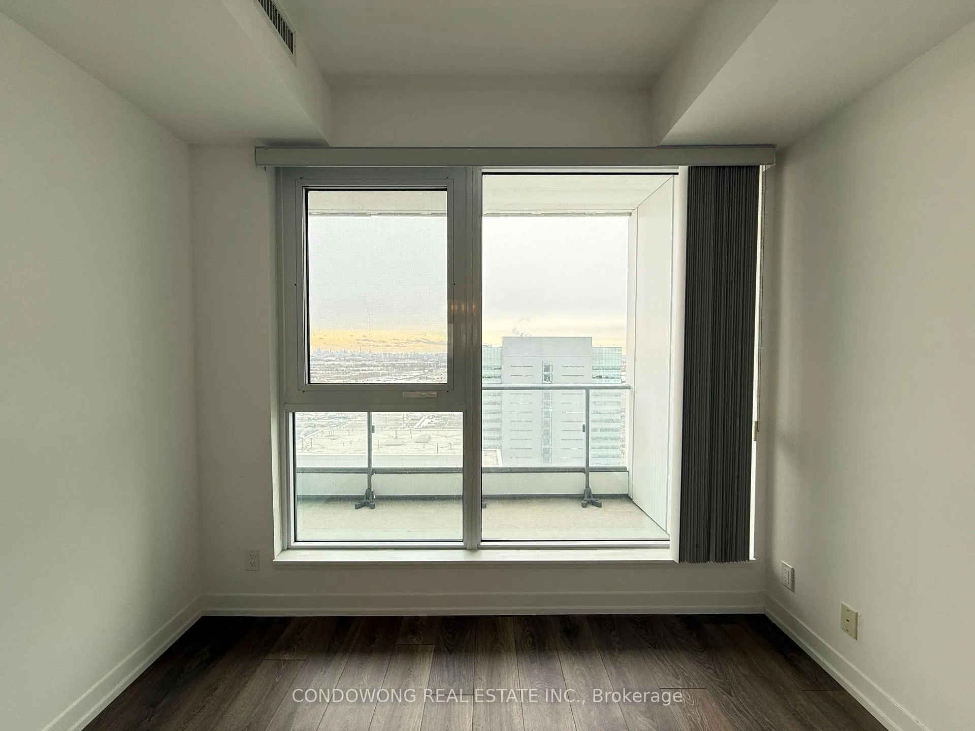 Photo 7 of Unit 2508, 5 Buttermill Avenue, Vaughan, Vaughan Corporate Centre — HOMEH