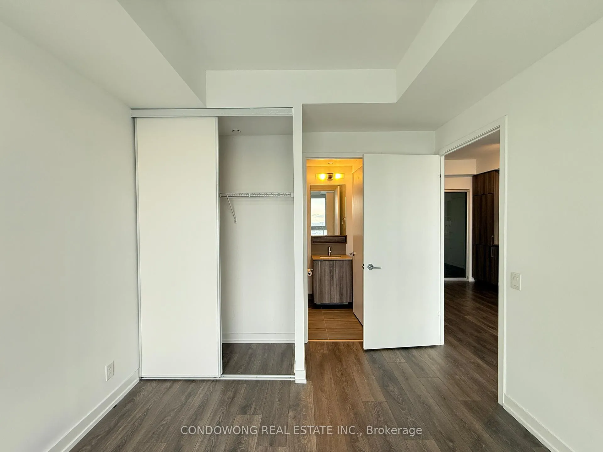 Photo 8 of Unit 2508, 5 Buttermill Avenue, Vaughan, Vaughan Corporate Centre — HOMEH