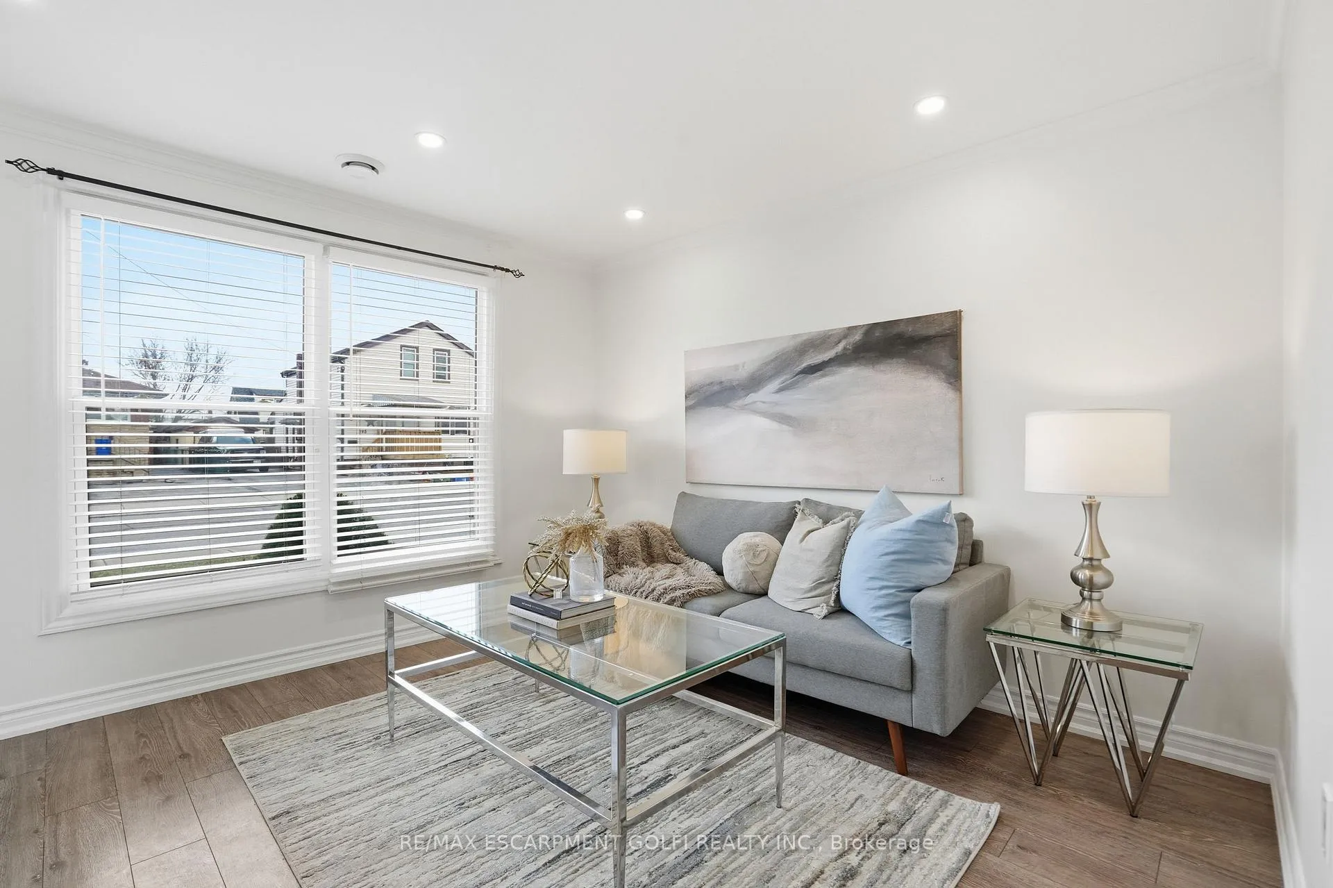 Photo 1 of 190 Mead Avenue, Hamilton, Parkview — HOMEH