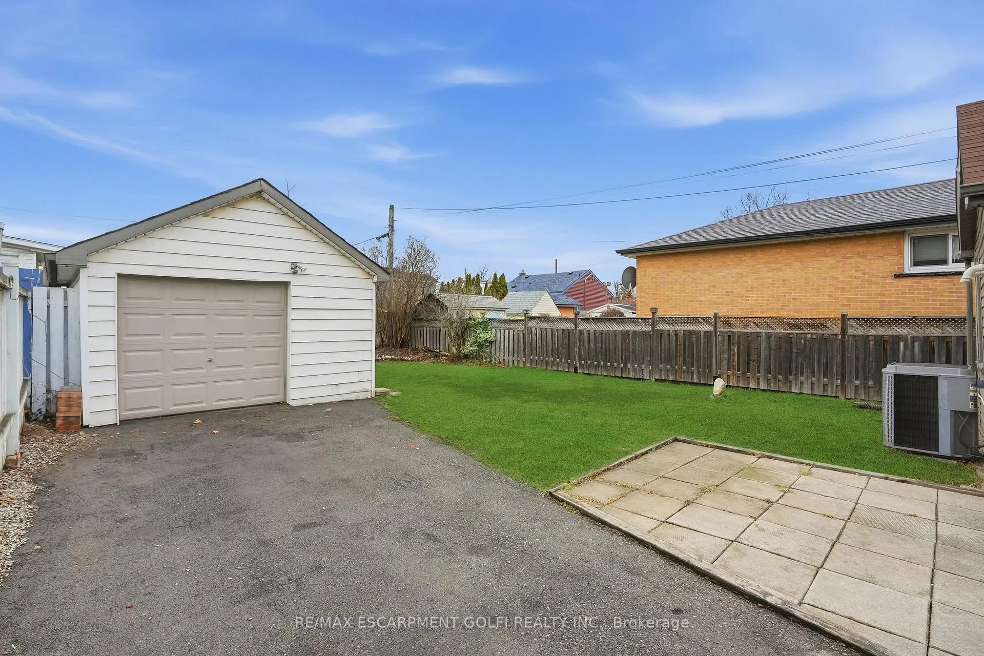 Photo 15 of 190 Mead Avenue, Hamilton, Parkview — HOMEH