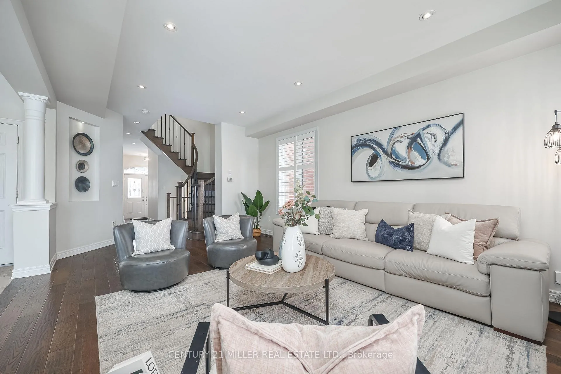 Photo 9 of 4684 Ray Lane, Burlington, Alton — HOMEH