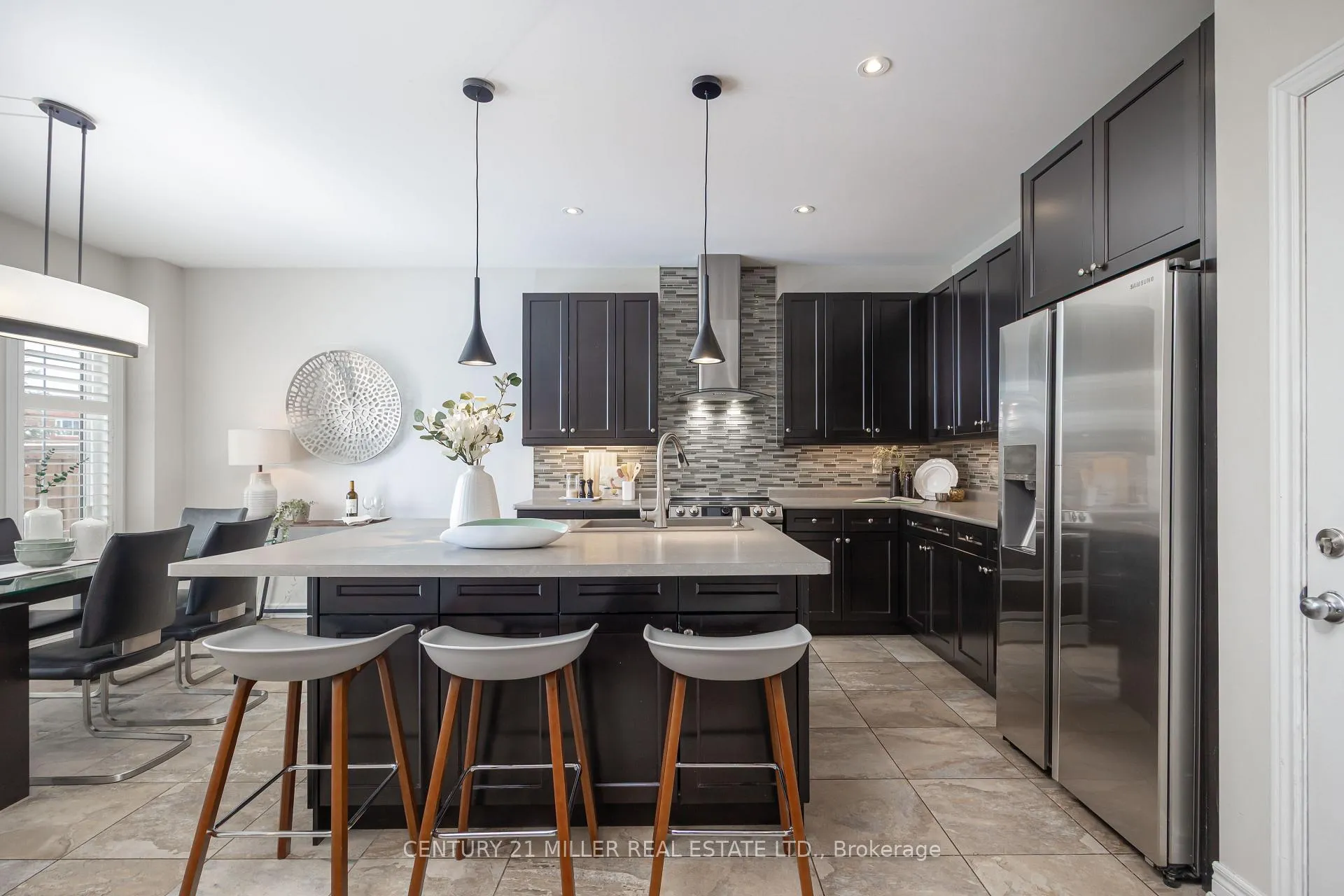 Photo 13 of 4684 Ray Lane, Burlington, Alton — HOMEH