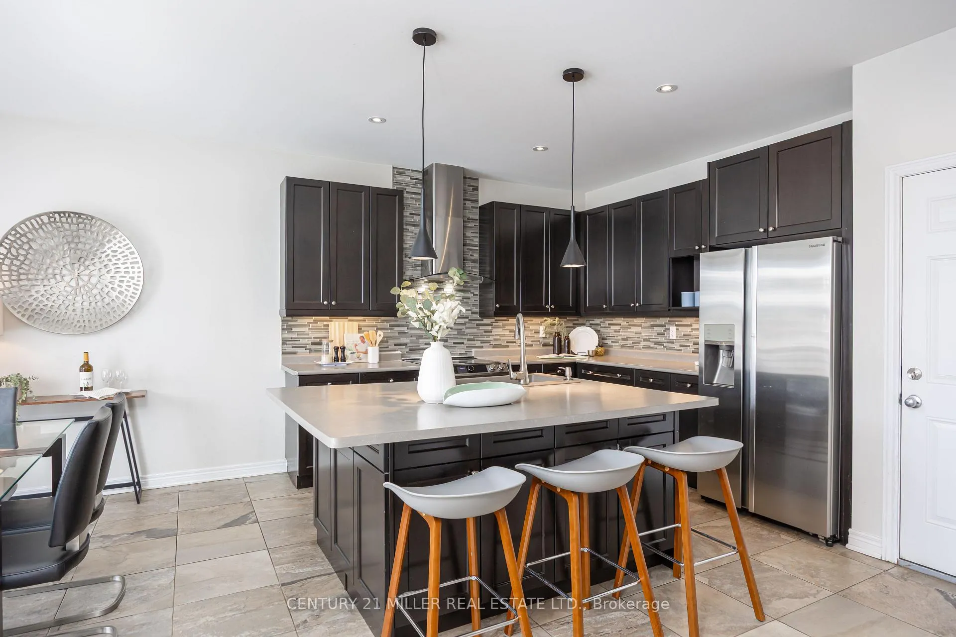 Photo 14 of 4684 Ray Lane, Burlington, Alton — HOMEH