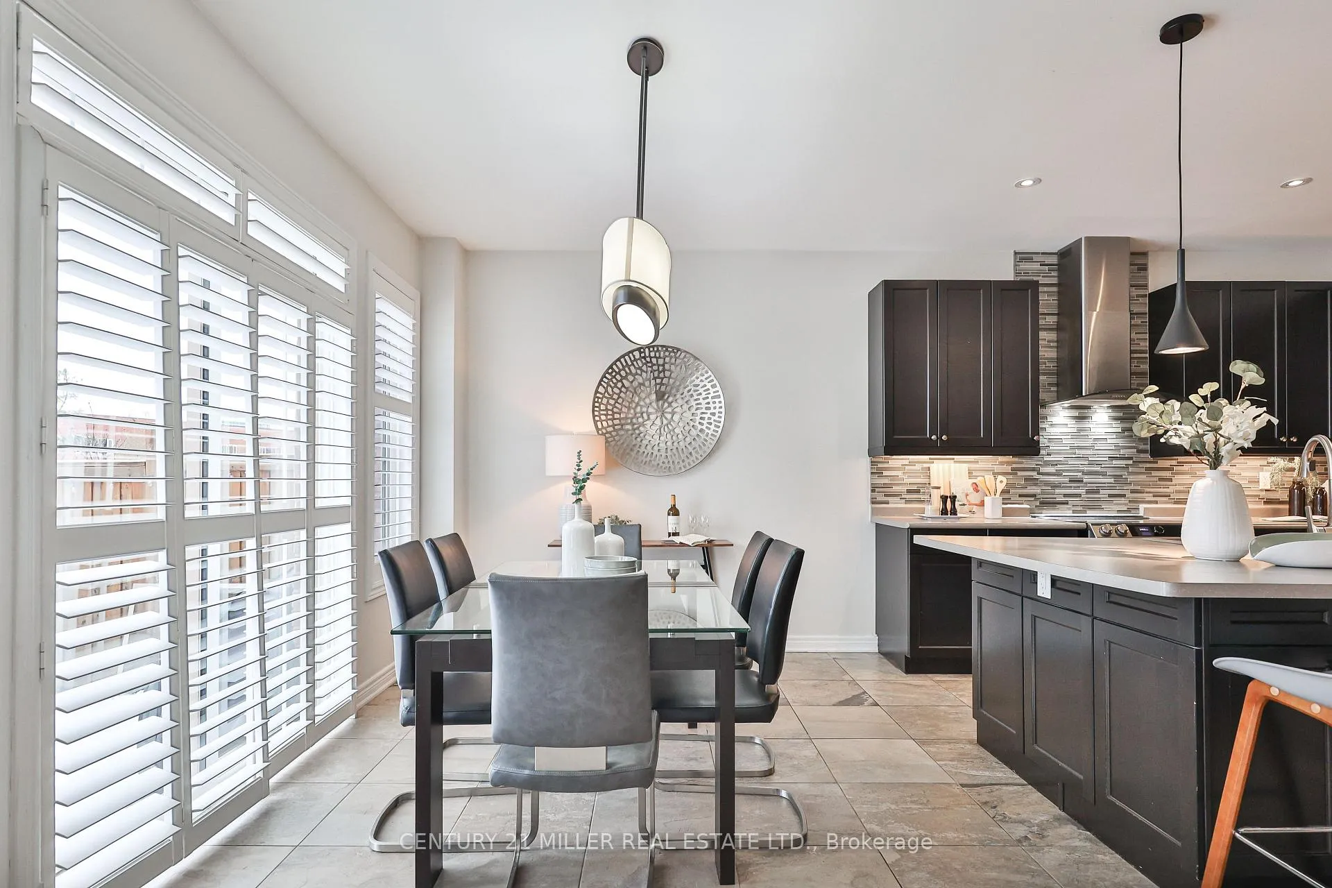 Photo 21 of 4684 Ray Lane, Burlington, Alton — HOMEH