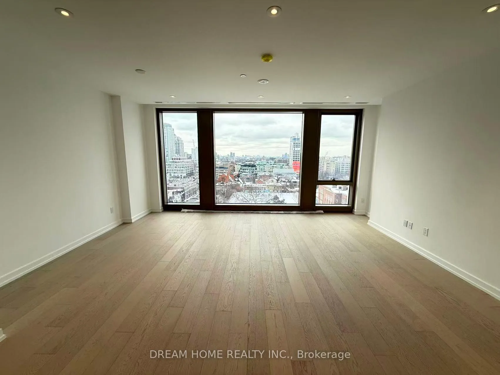 Photo 10 of Unit 1202, 1315 Bay Street, Toronto, The Annex — HOMEH