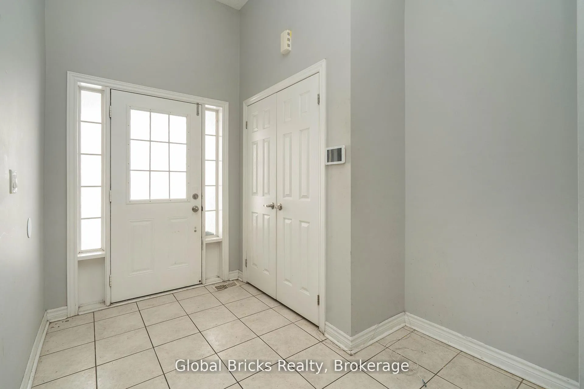 Photo 53 of 10 Dillon Drive, Brampton, Credit Valley — HOMEH