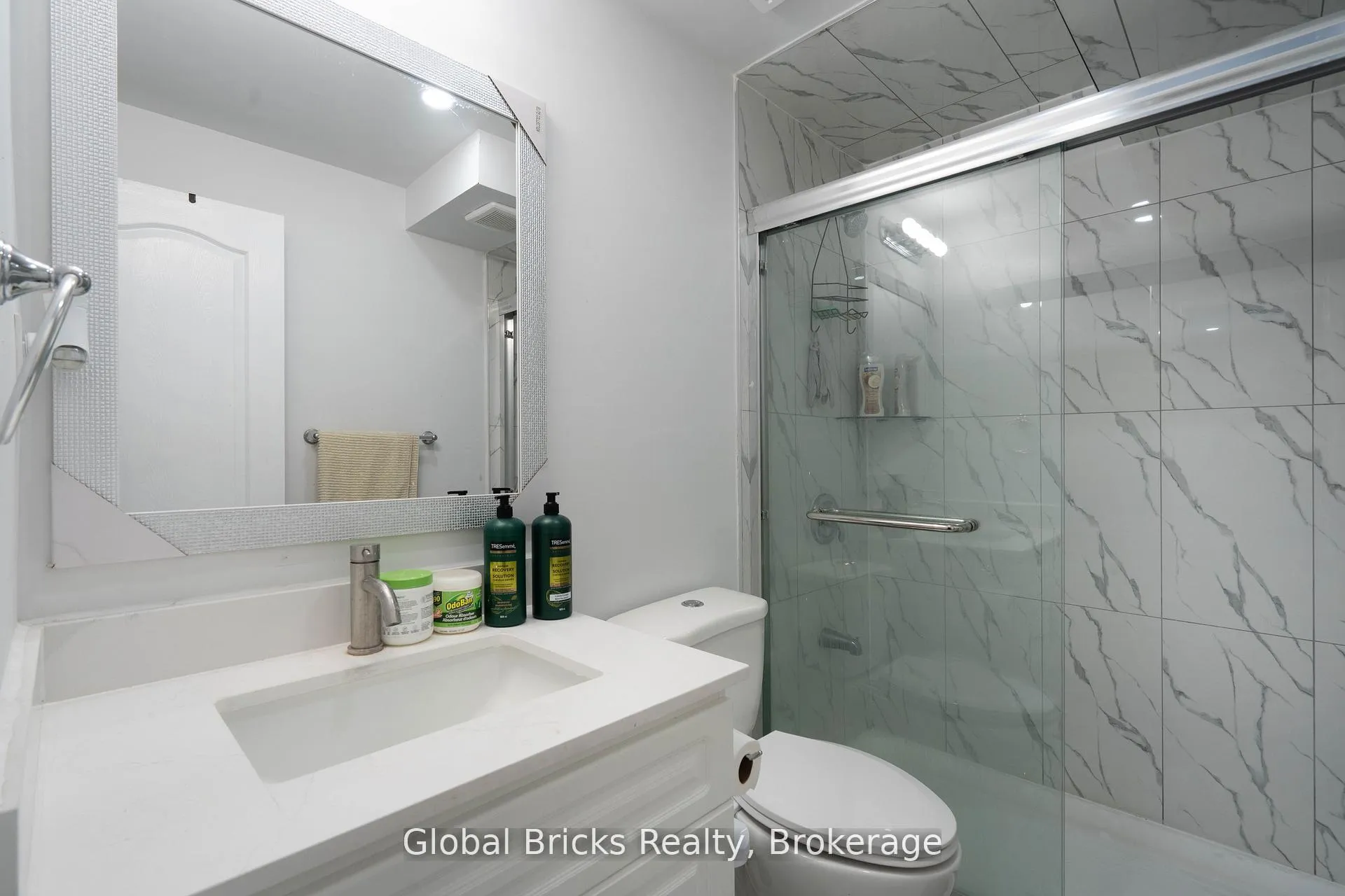 Photo 75 of 10 Dillon Drive, Brampton, Credit Valley — HOMEH