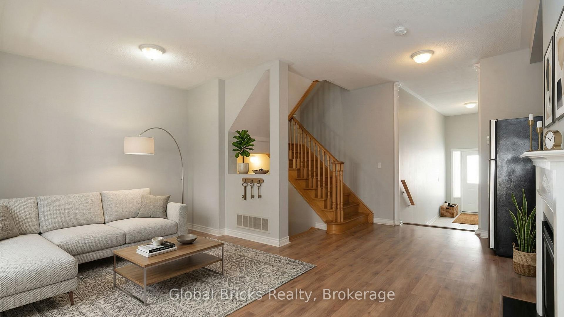 Photo 9 of 10 Dillon Drive, Brampton, Credit Valley — HOMEH