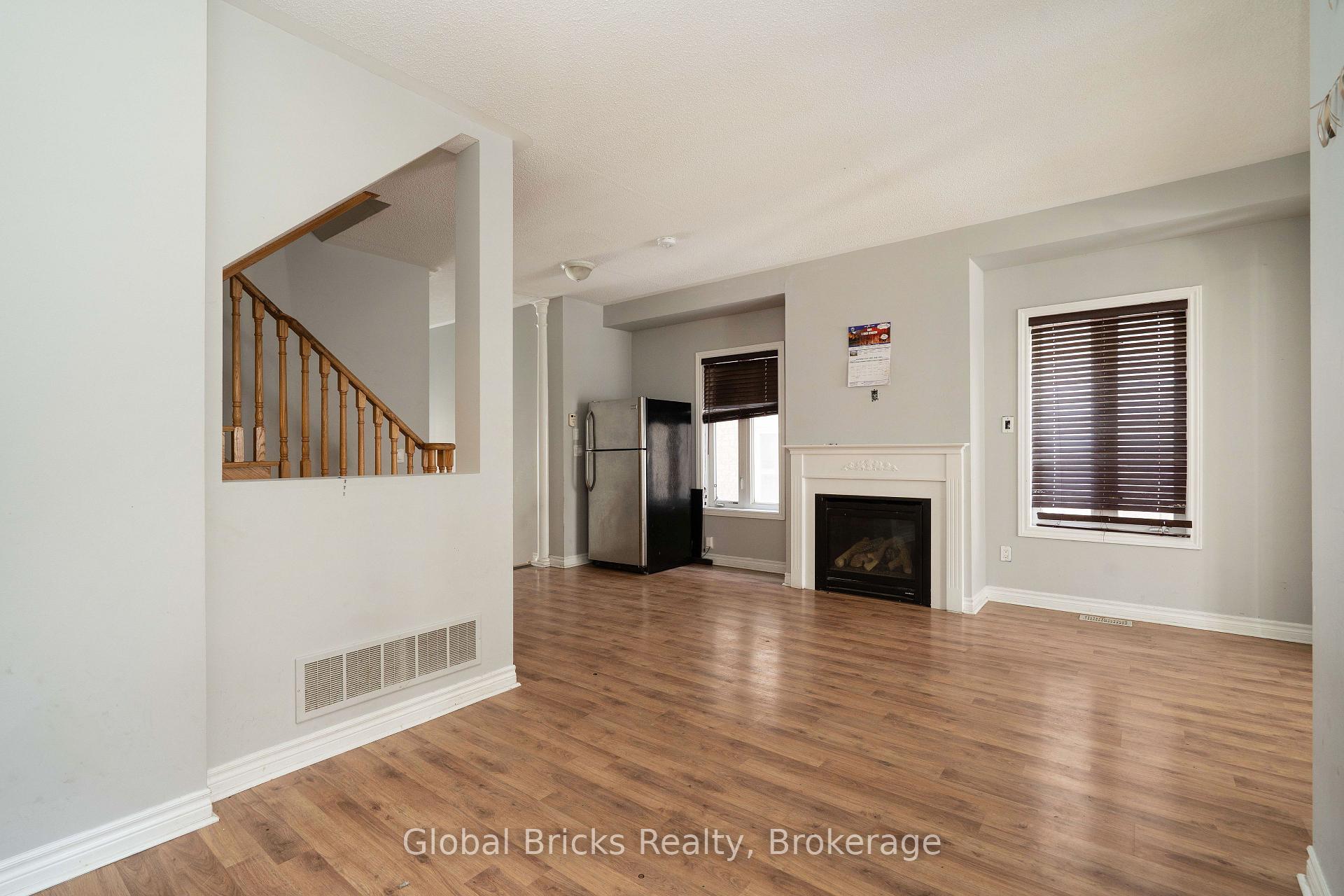 Photo 10 of 10 Dillon Drive, Brampton, Credit Valley — HOMEH