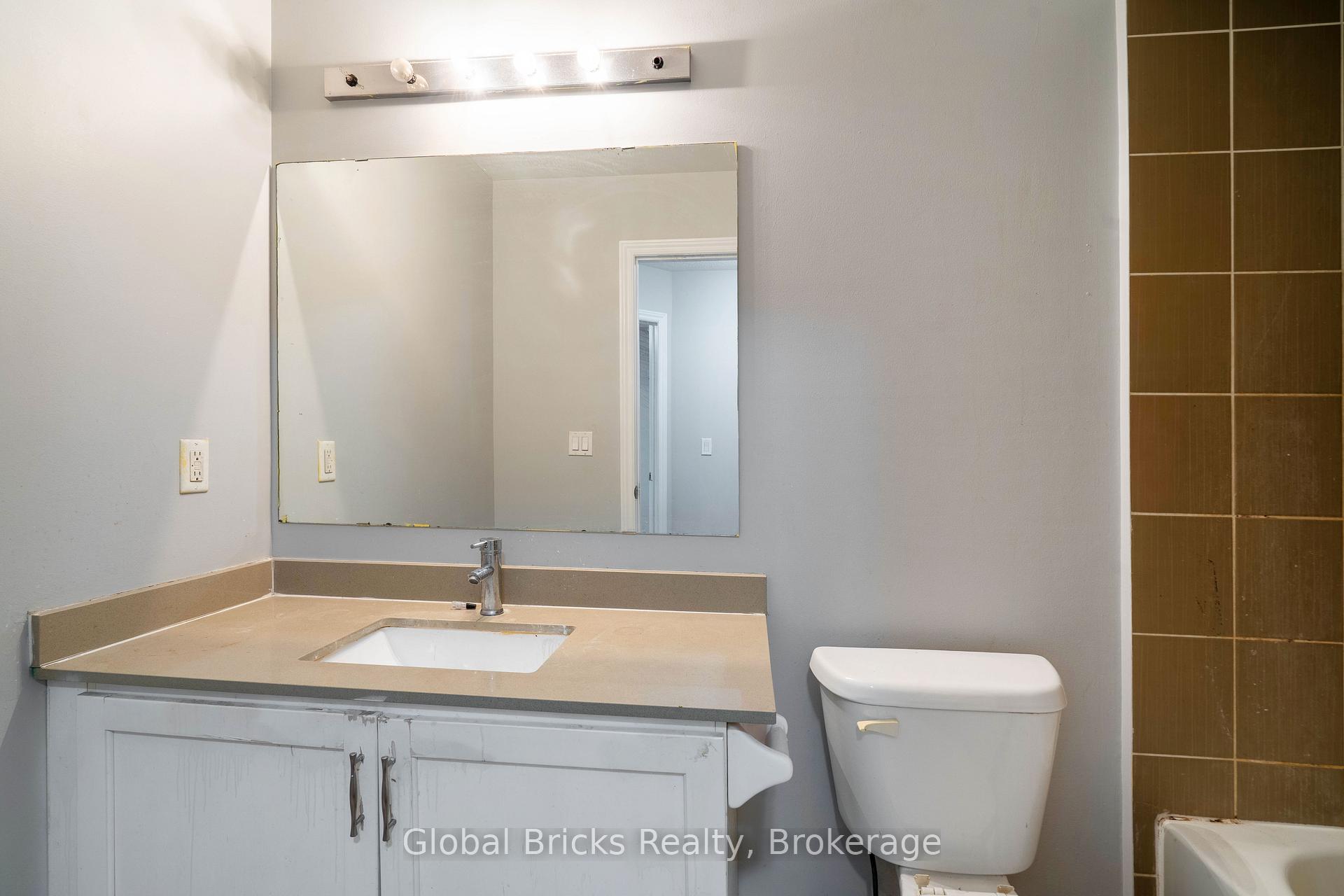 Photo 20 of 10 Dillon Drive, Brampton, Credit Valley — HOMEH