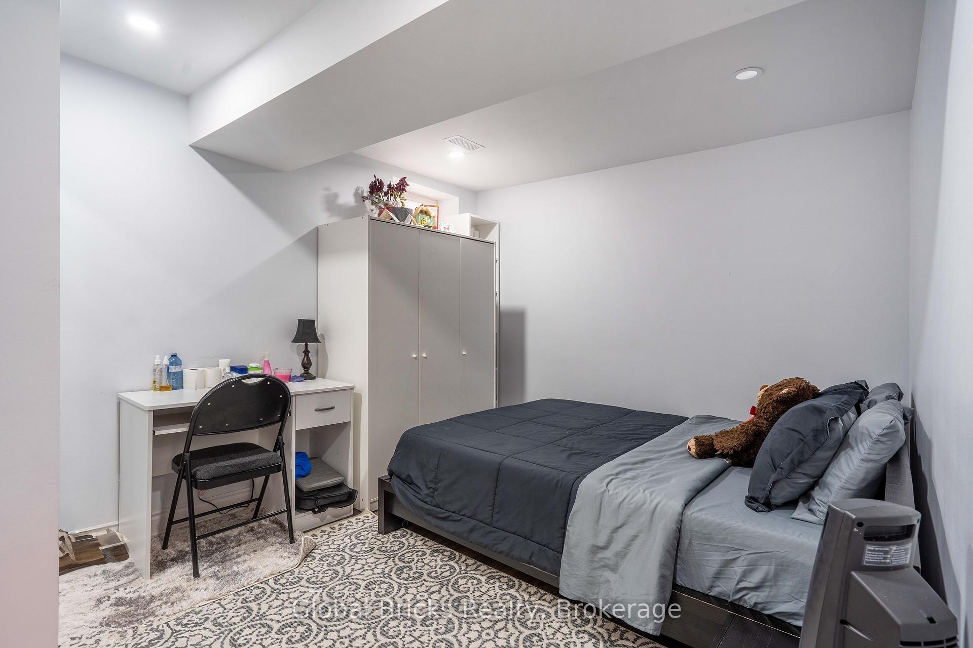 Photo 36 of 10 Dillon Drive, Brampton, Credit Valley — HOMEH