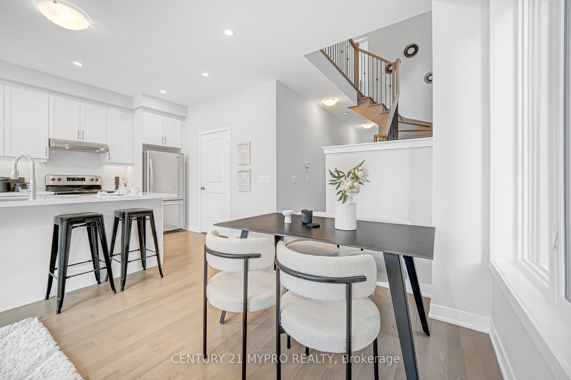 Photo 11 of 20 Freeman Williams Street, Markham, Angus Glen — HOMEH