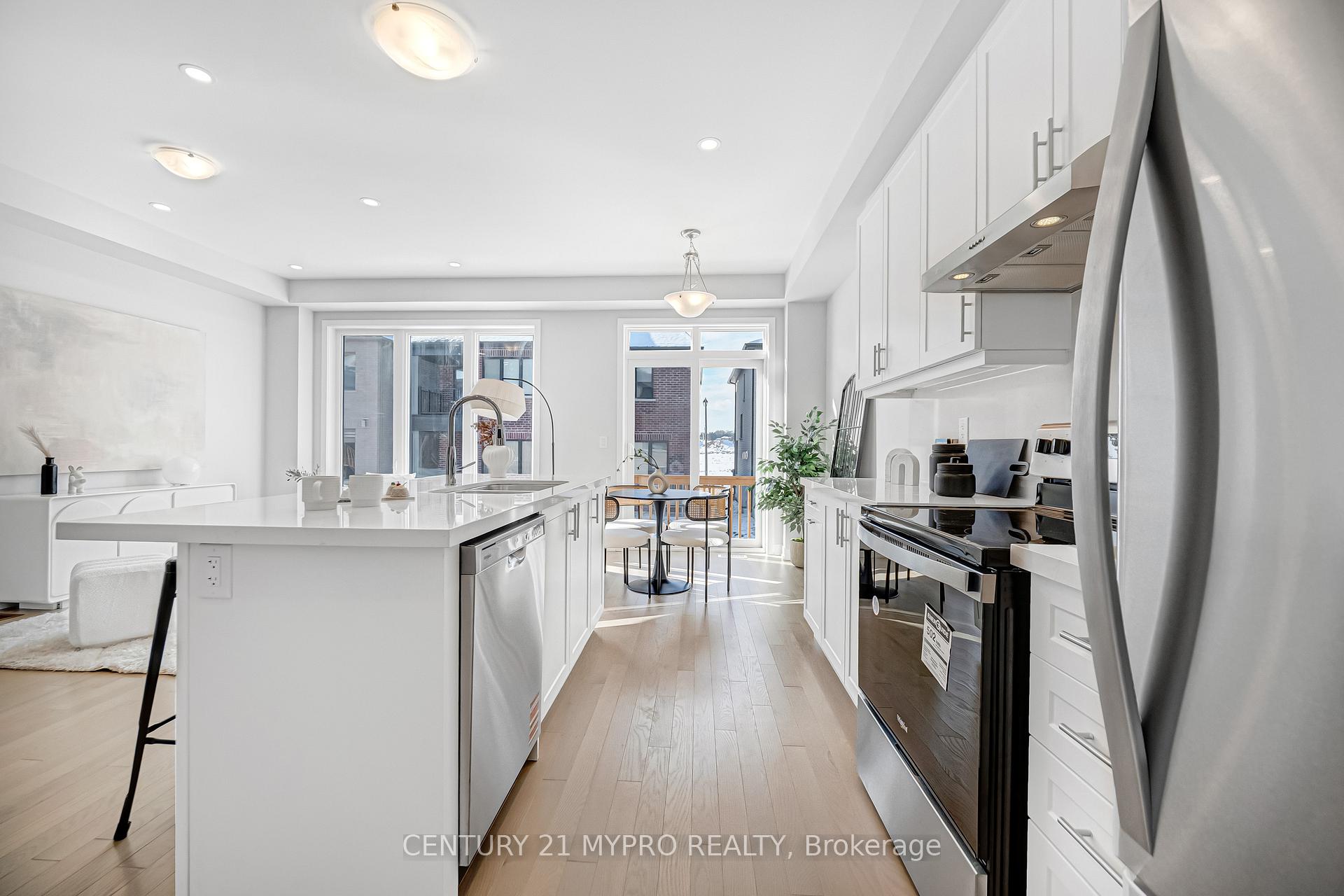 Photo 17 of 20 Freeman Williams Street, Markham, Angus Glen — HOMEH