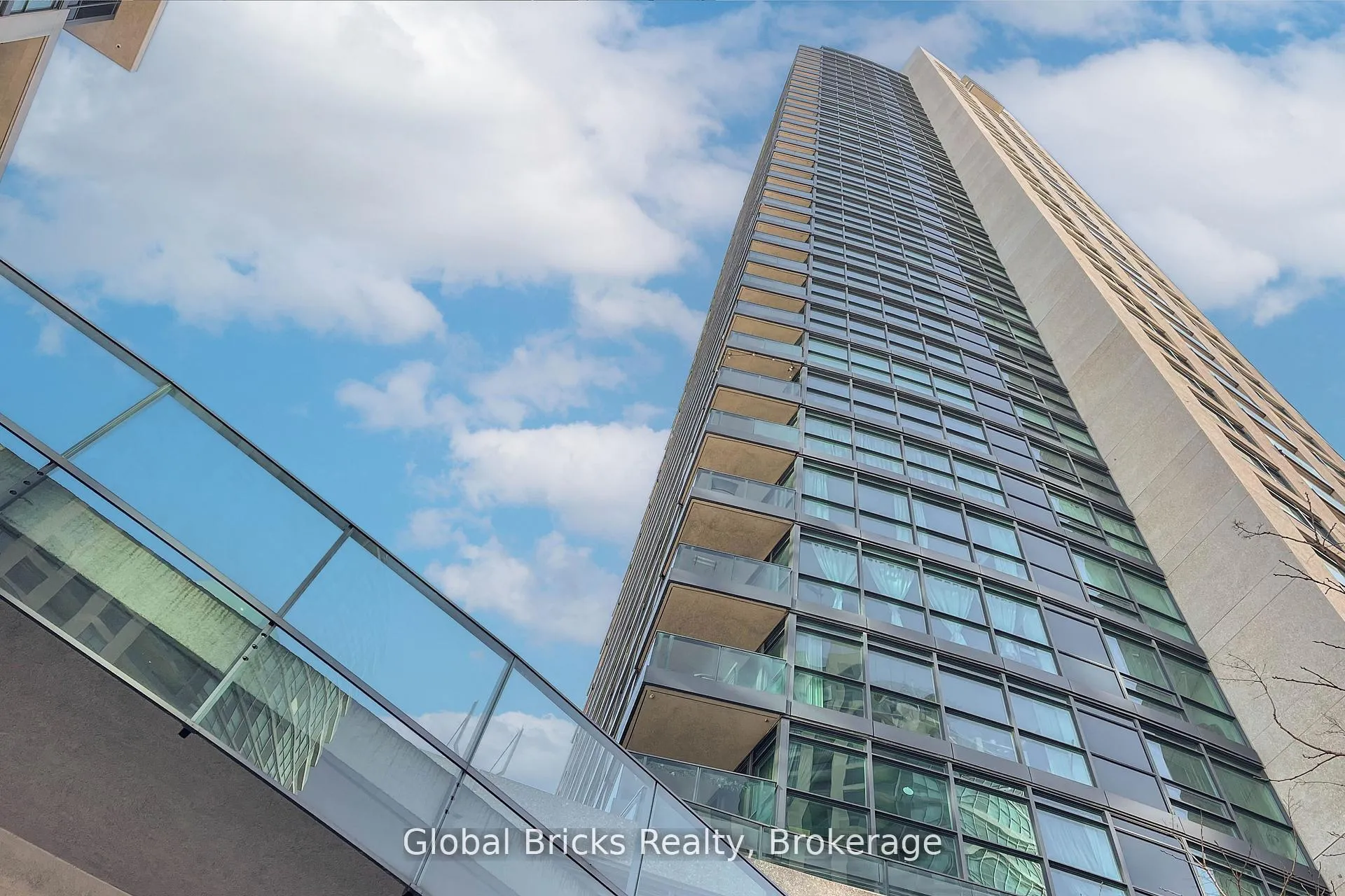 Photo of Unit #215, 215 Fort York Boulevard