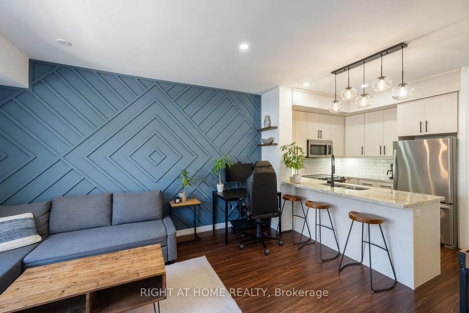 Photo 6 of Unit 117, 2320 Gerrard Street E, Toronto, East End-Danforth — HOMEH