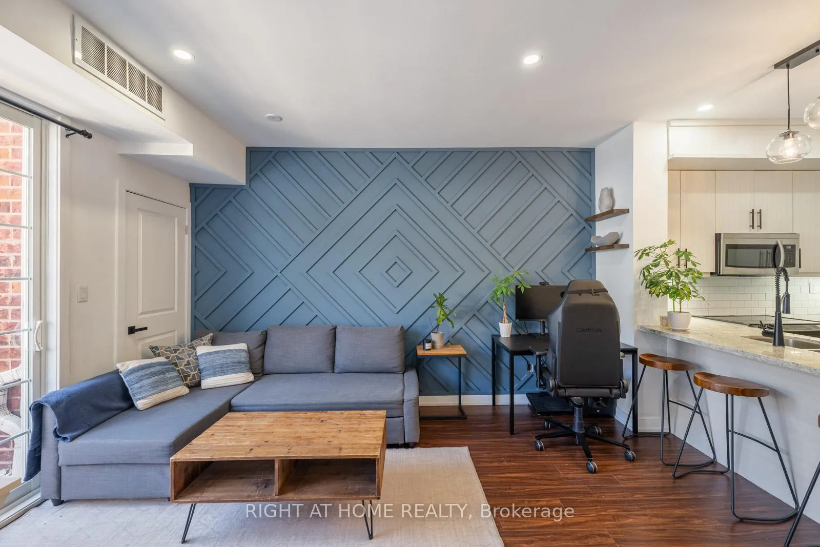 Photo 9 of Unit 117, 2320 Gerrard Street E, Toronto, East End-Danforth — HOMEH