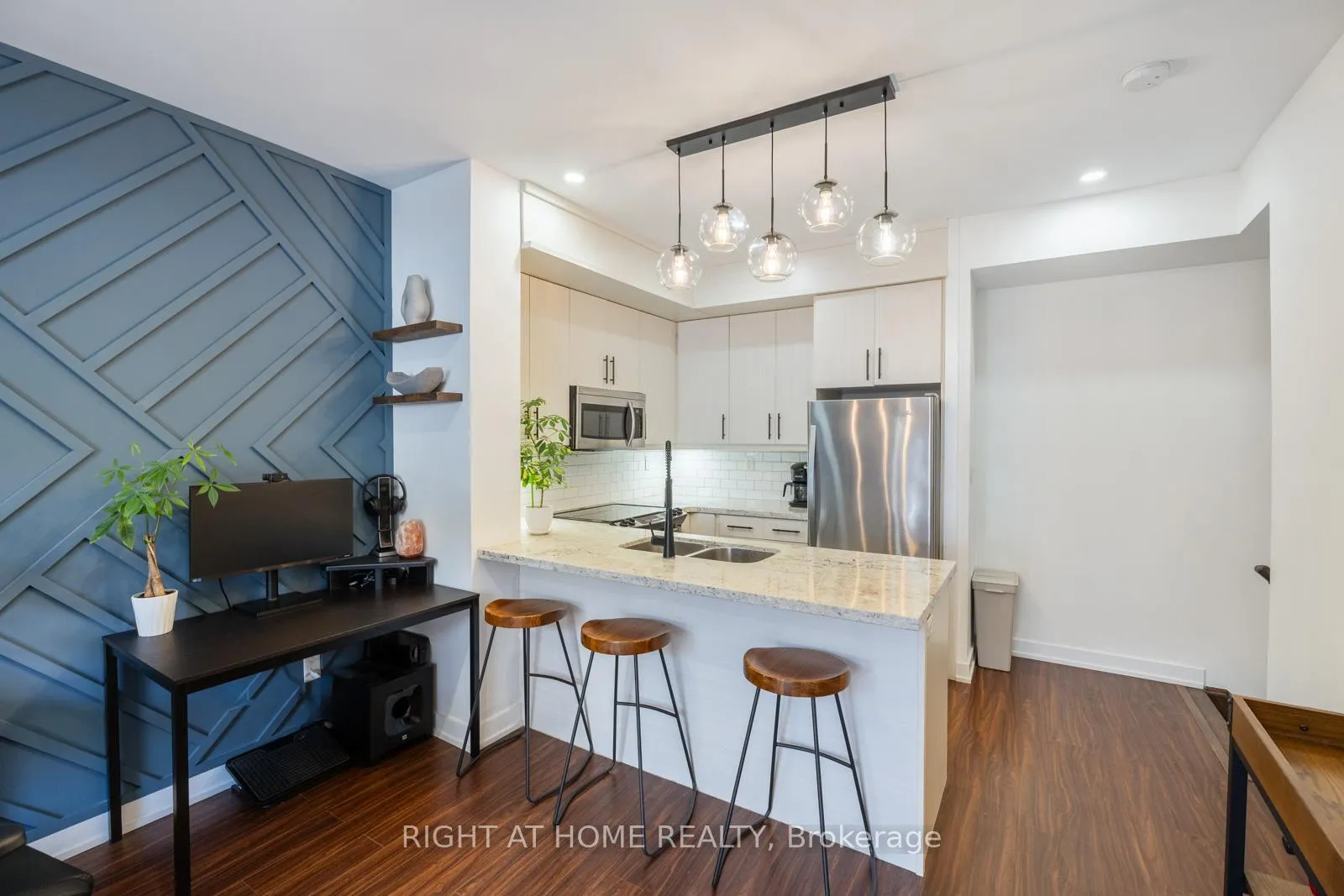 Photo 14 of Unit 117, 2320 Gerrard Street E, Toronto, East End-Danforth — HOMEH