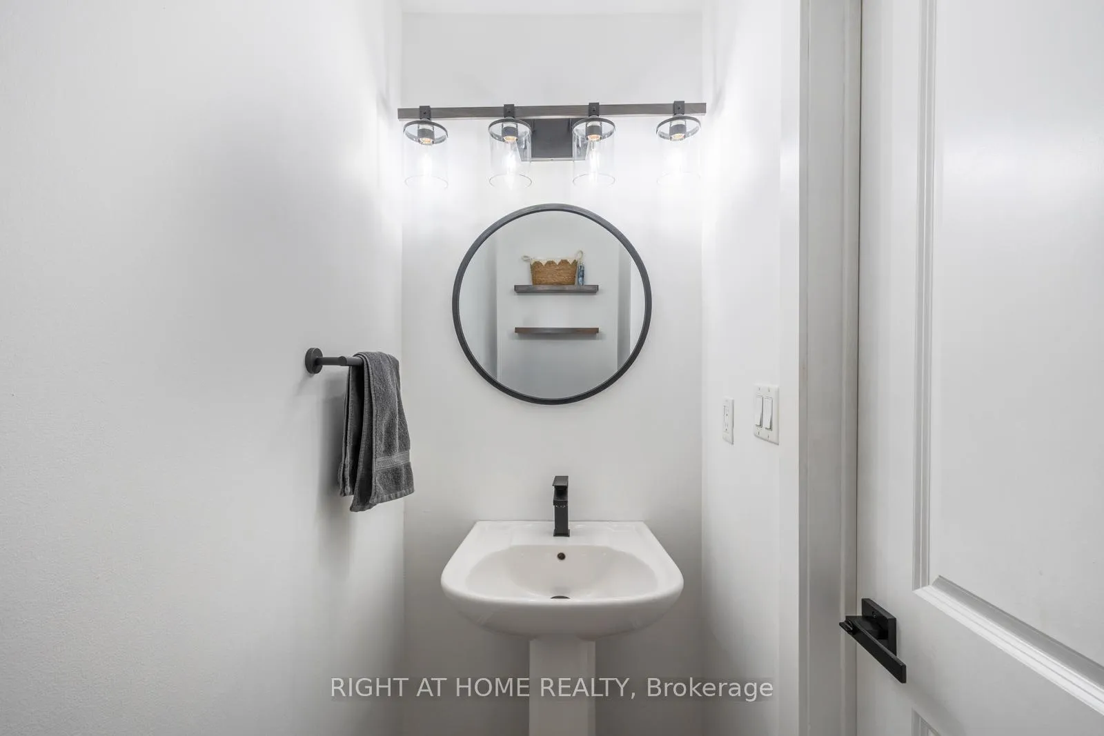 Photo 18 of Unit 117, 2320 Gerrard Street E, Toronto, East End-Danforth — HOMEH
