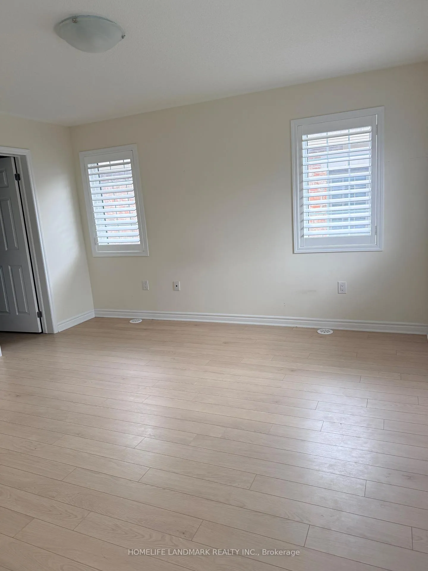 Photo 12 of 24 Windflower Way, Whitby, Rural Whitby — HOMEH