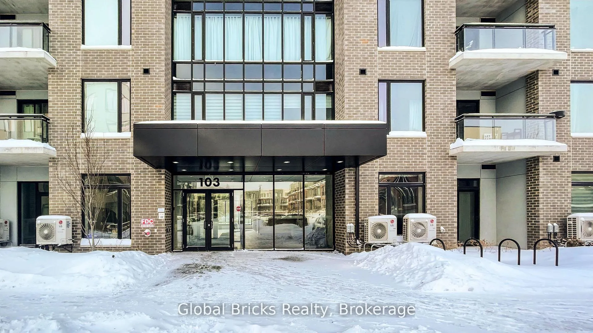 Photo of Unit 313, 103 Roger Street