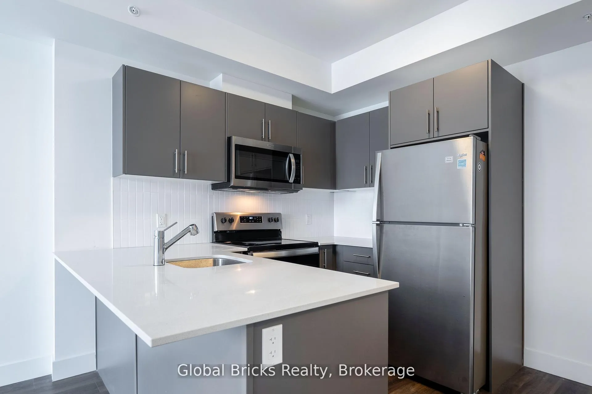 Photo 10 of Unit 313, 103 Roger Street, Waterloo, Uptown Waterloo — HOMEH
